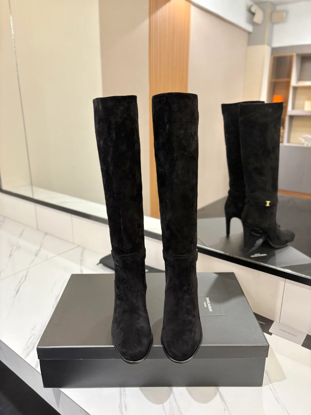 Women's Boots SAINT LAURENT 18508903