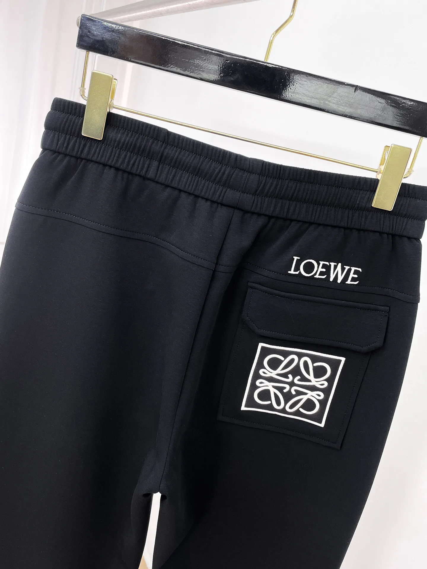 Men's Trousers LOEWE 18399356