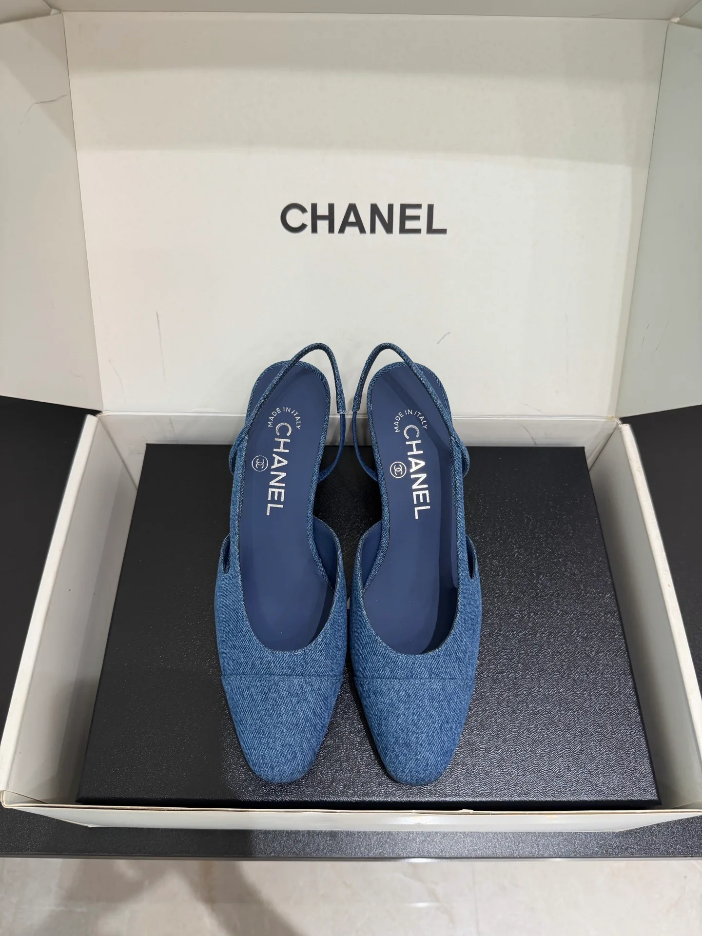 Women's Open-Toe Sandals CHANEL 18080057