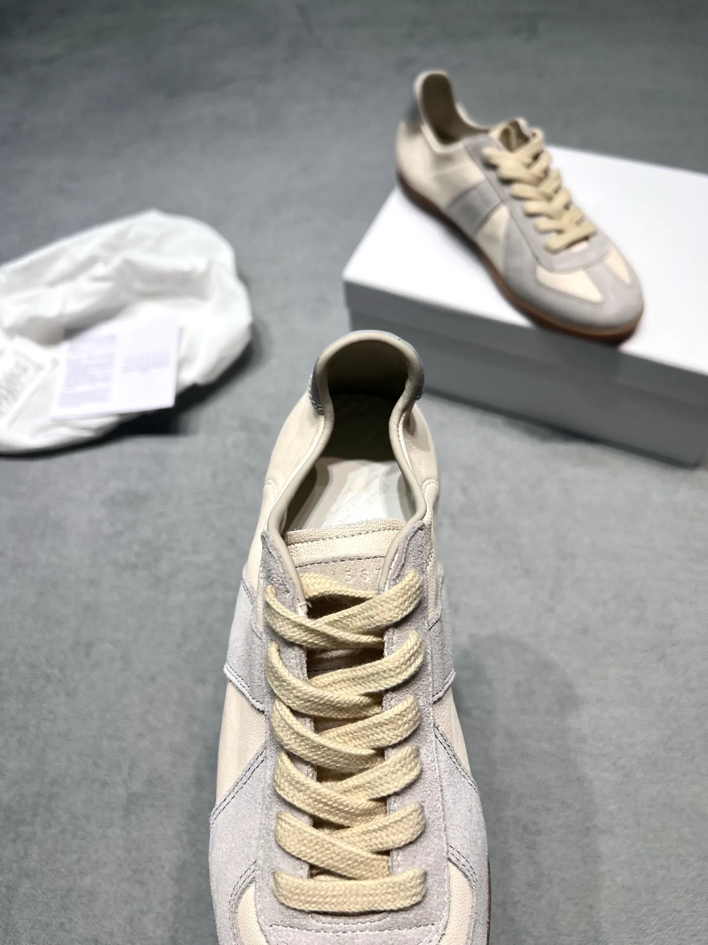 Women's Sneakers MAISON MARGIELA 18366871