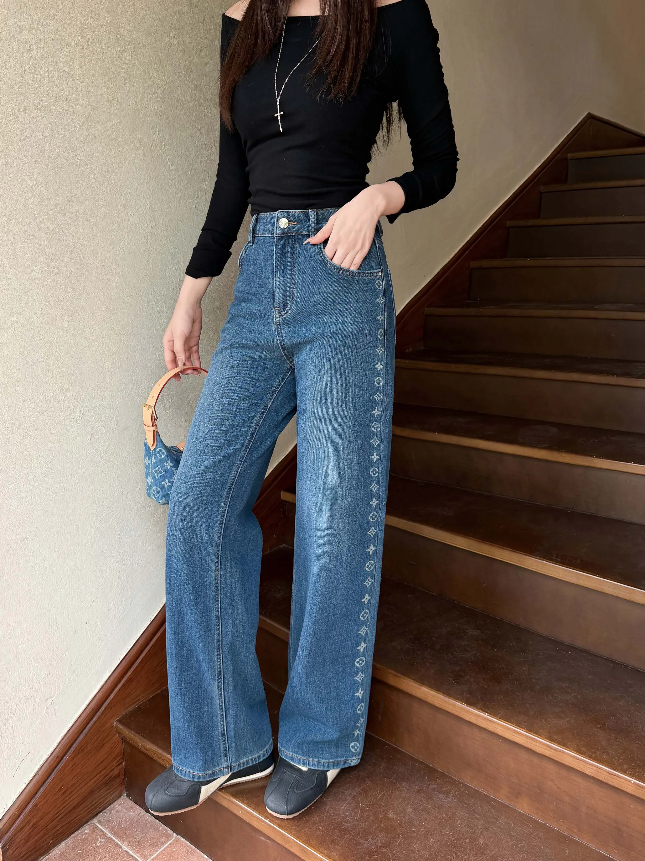 Women's Jeans LOUIS VUITTON 18031970