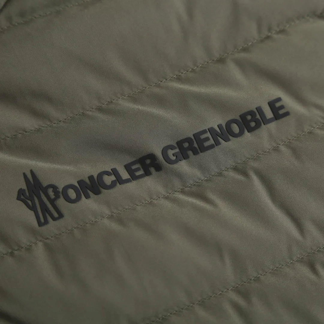 Куртки И Пуховики Женские Moncler 18639740