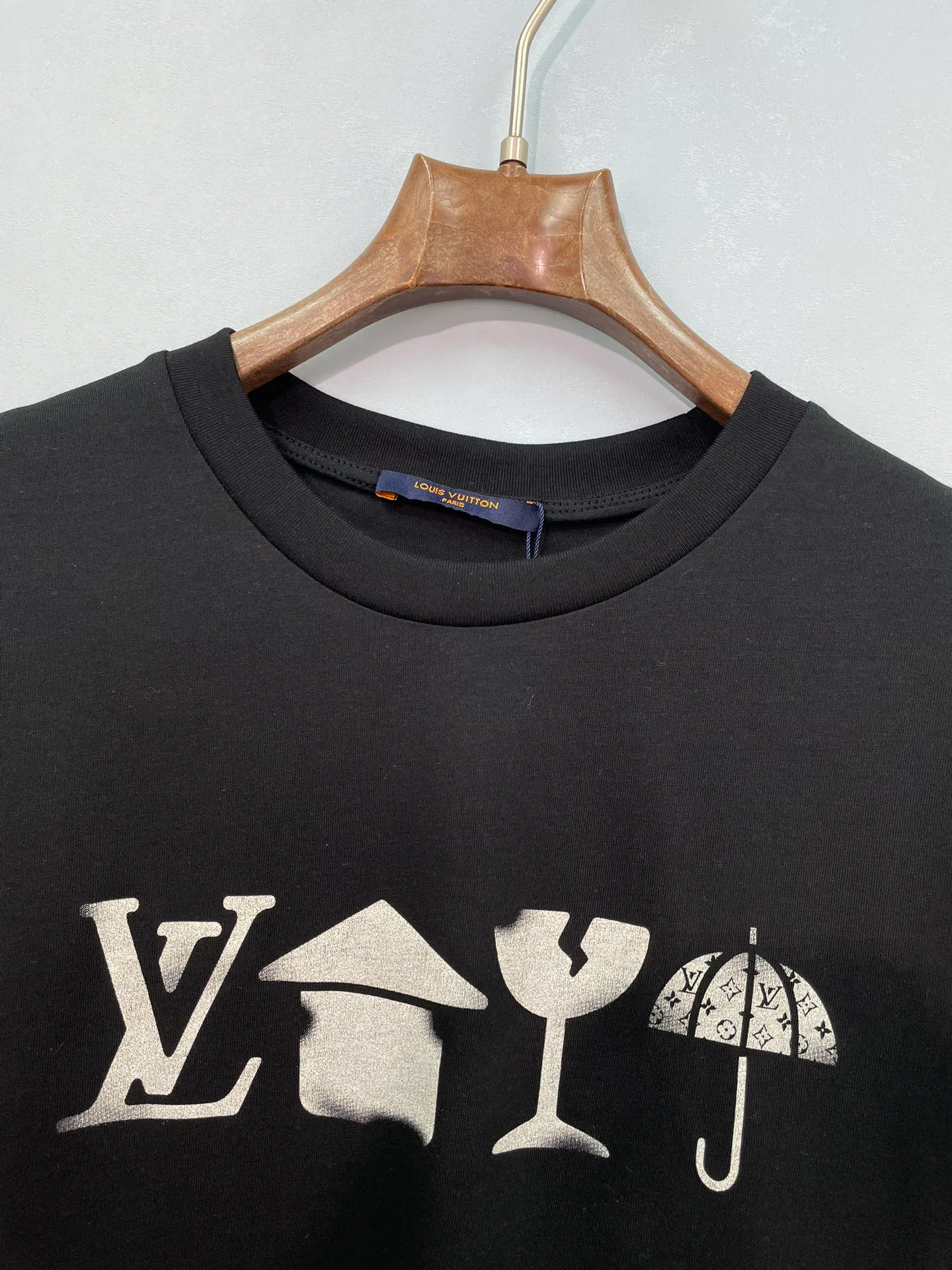 Women's T-Shirts LOUIS VUITTON 17784507