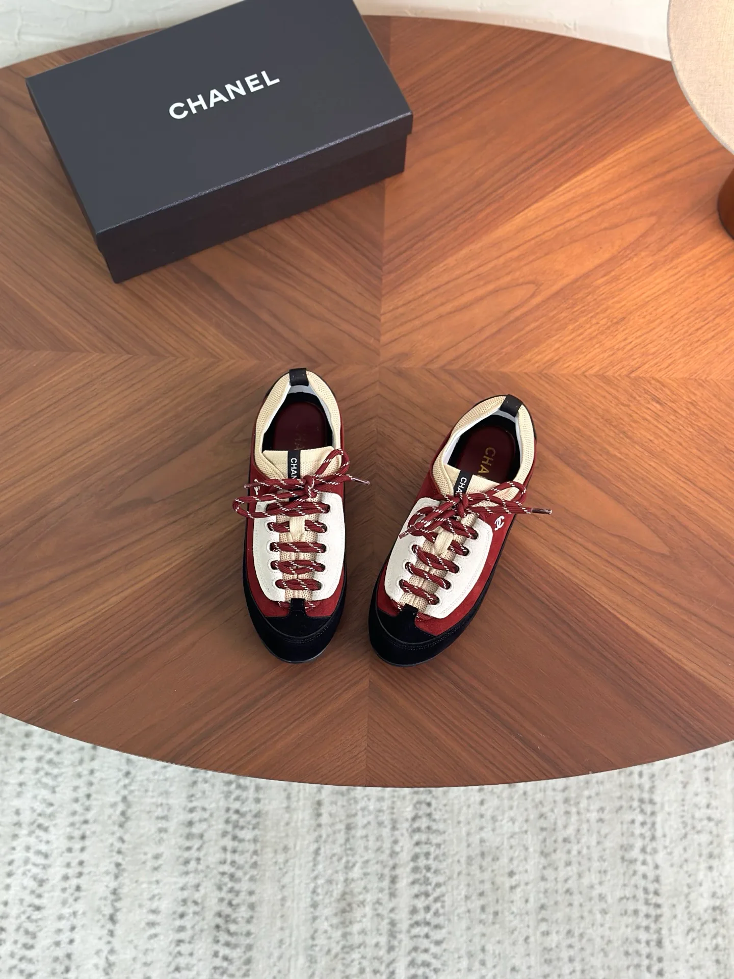 Women's Sneakers CHANEL 18329927