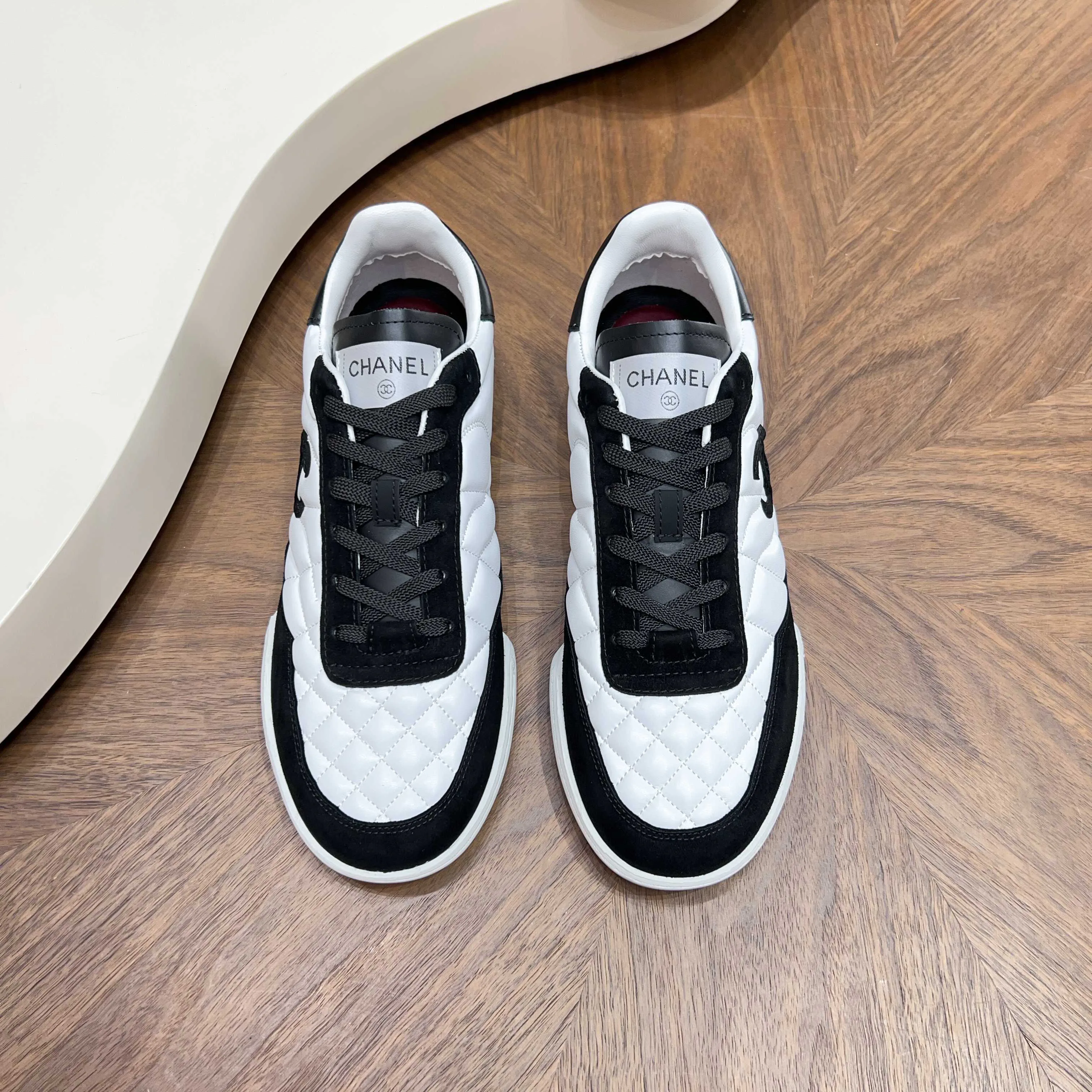 Women's Sneakers CHANEL 17918720