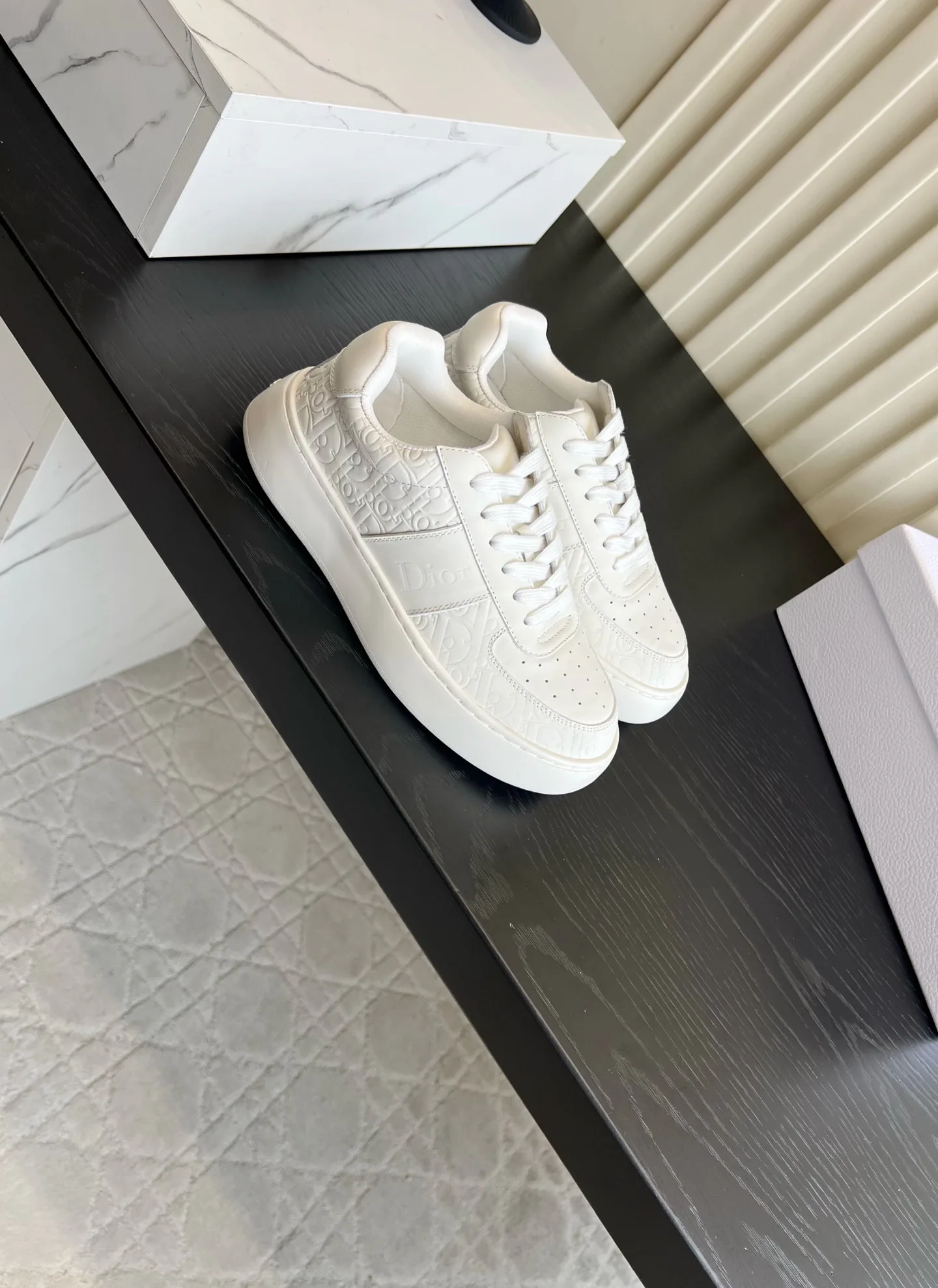 Women's Sneakers CHRISTIAN DIOR 18133383
