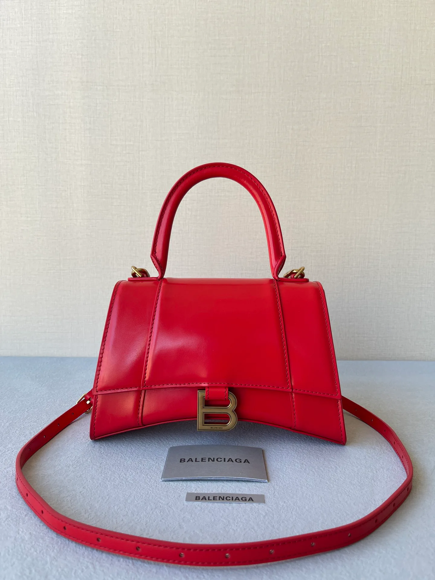 Классические Сумки Женские Balenciaga 18619533
