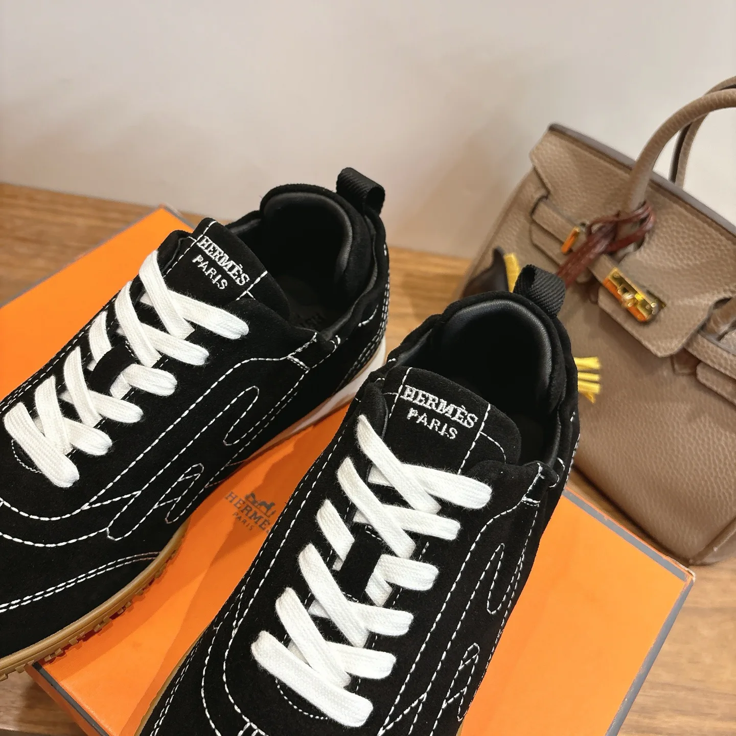 Women's Sneakers HERMES 18006066