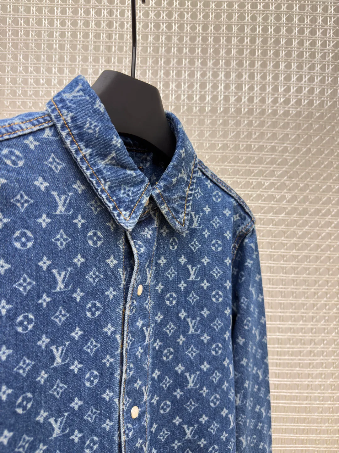 Men's Shirts LOUIS VUITTON 18413865