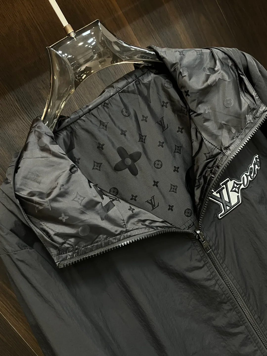 Women's Jackets And Down Jackets LOUIS VUITTON 18416700