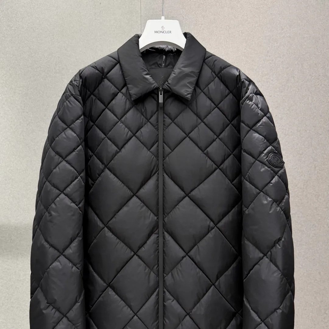 Men's Jackets And Down Jackets MONCLER 18019843