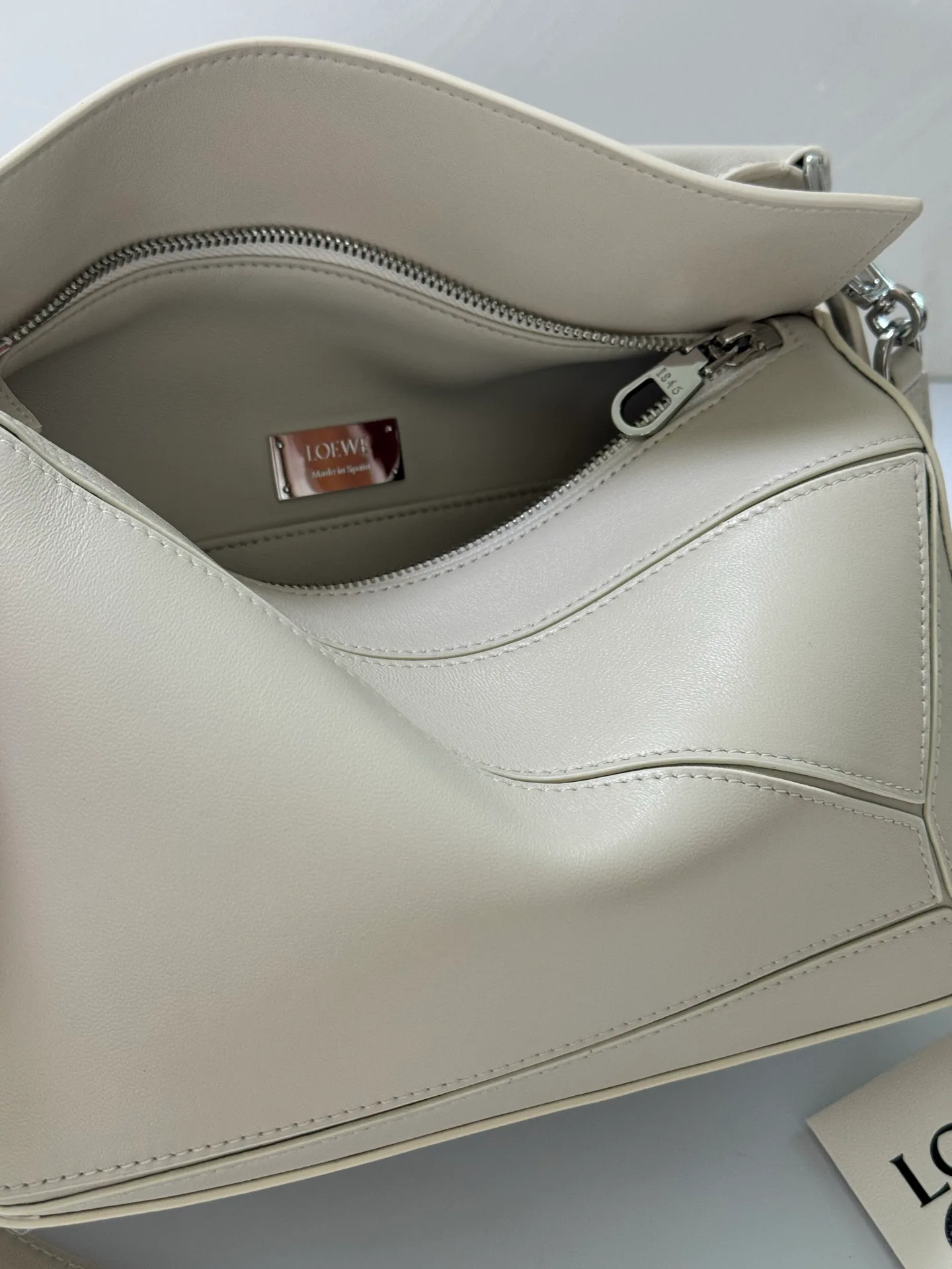 Women's Classic Handbags LOEWE 18434820