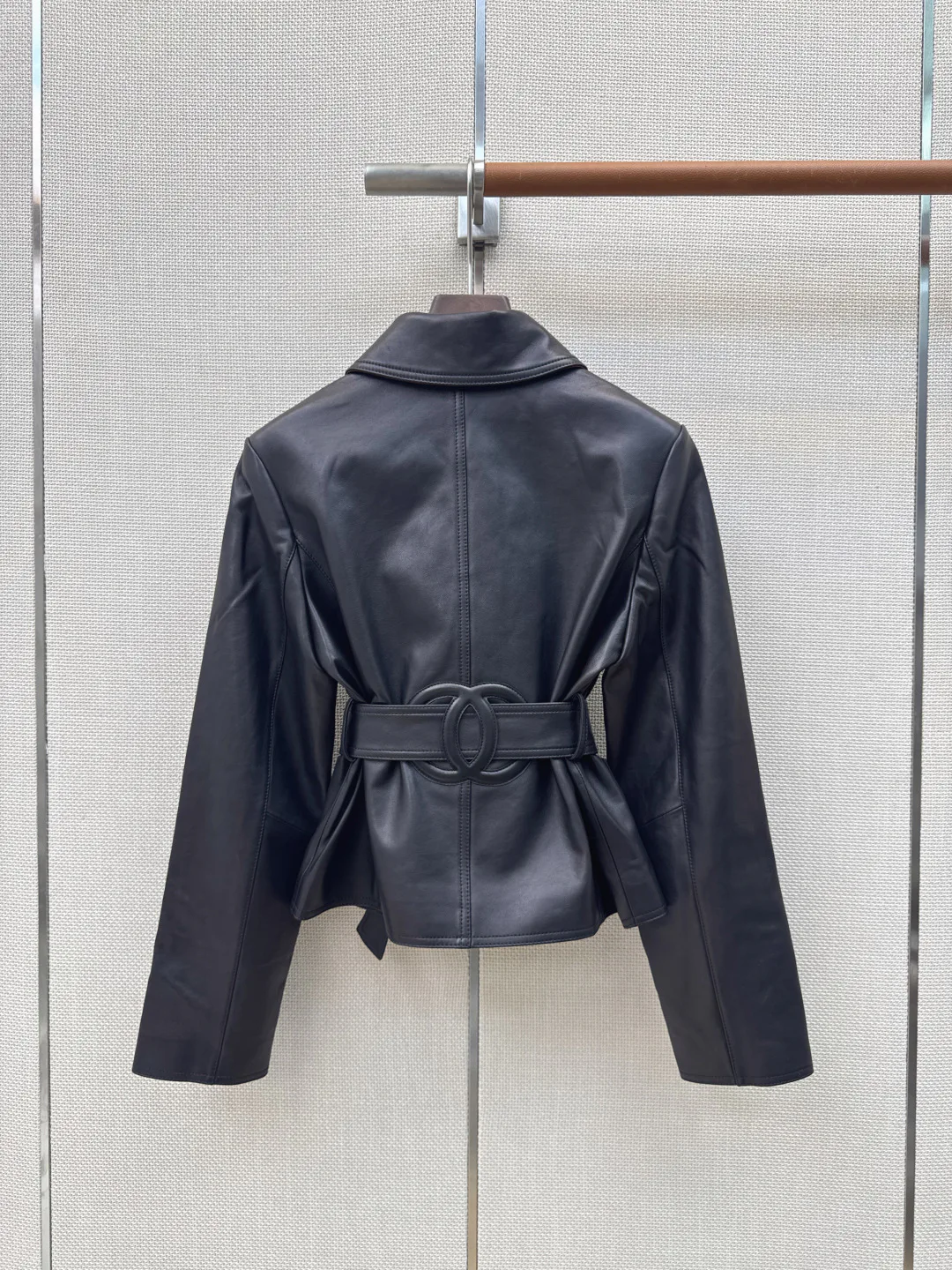 Women's Leather Jackets And Sheepskin Coats CHANEL 18093697