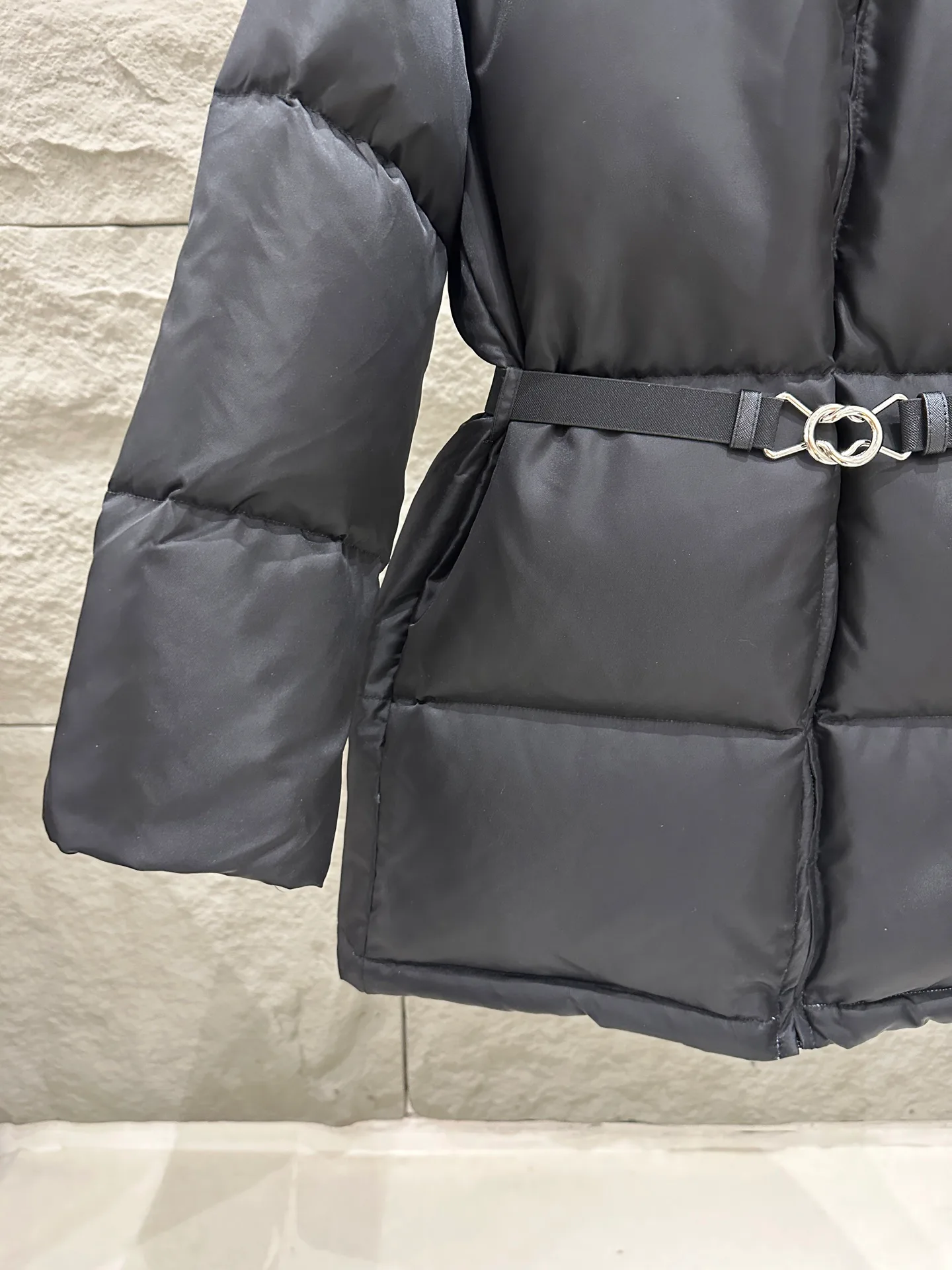 Women's Jackets And Down Jackets PRADA 18411262