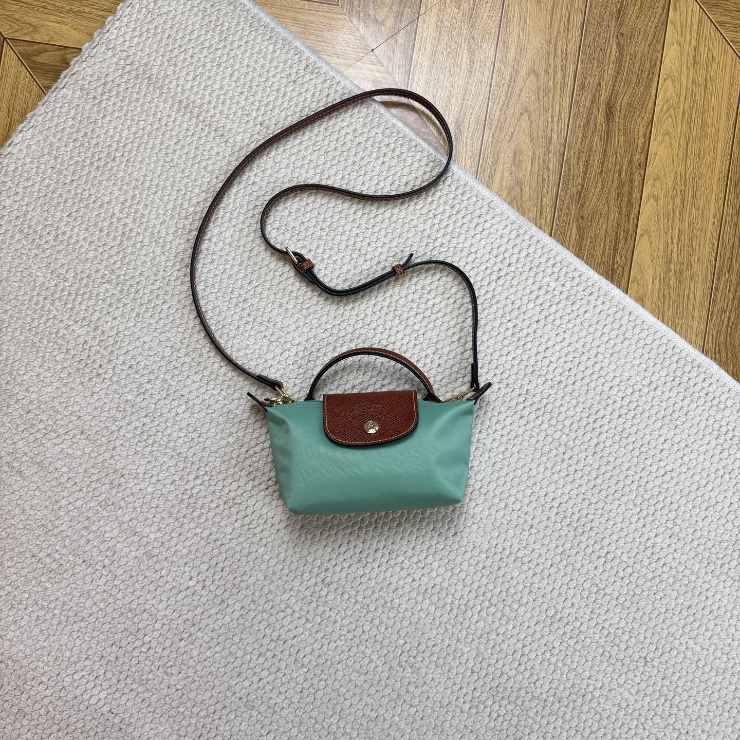 Women's Classic Handbags LONGCHAMP 17875591