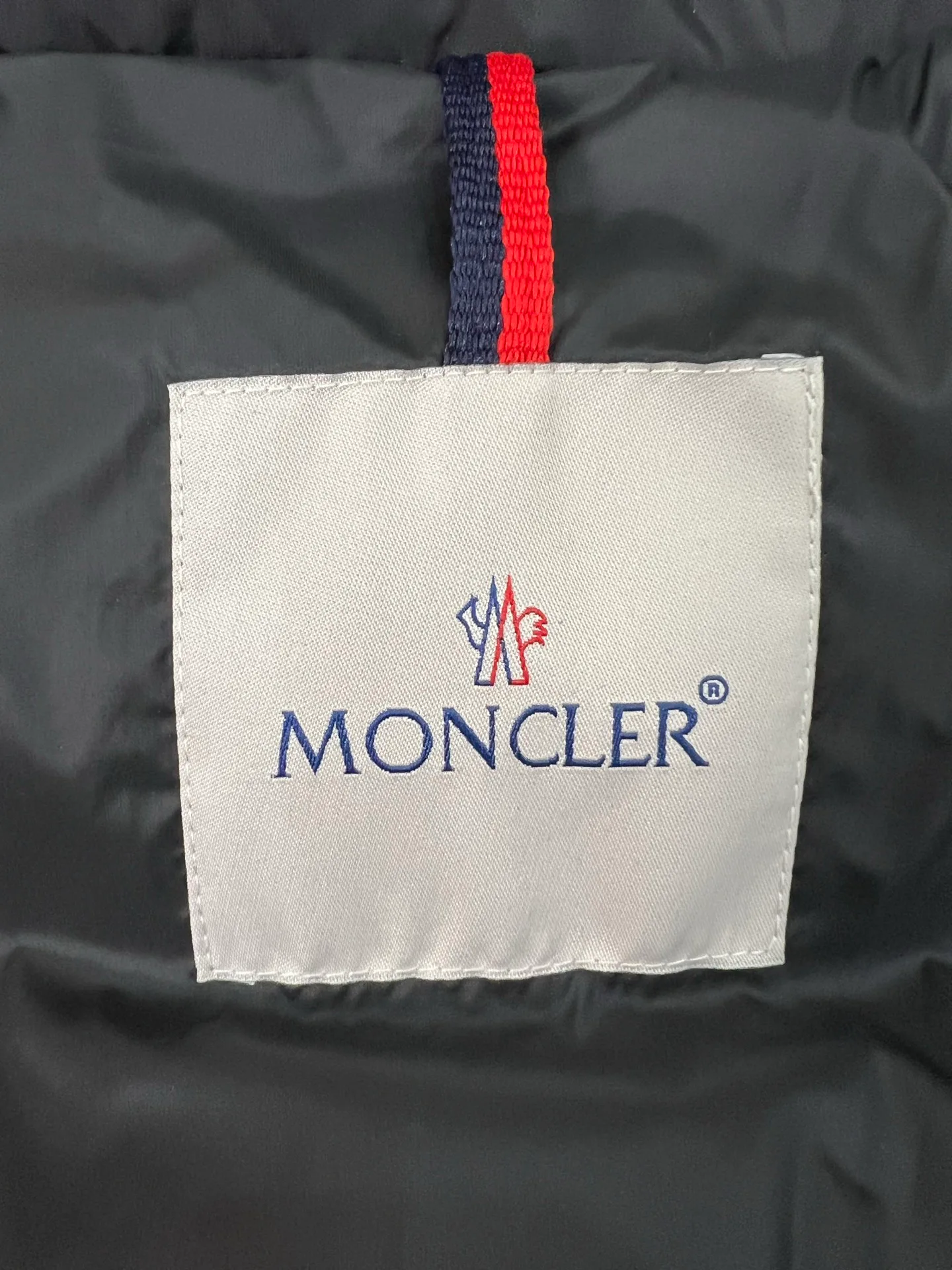 Куртки И Пуховики Женские Moncler 18599875