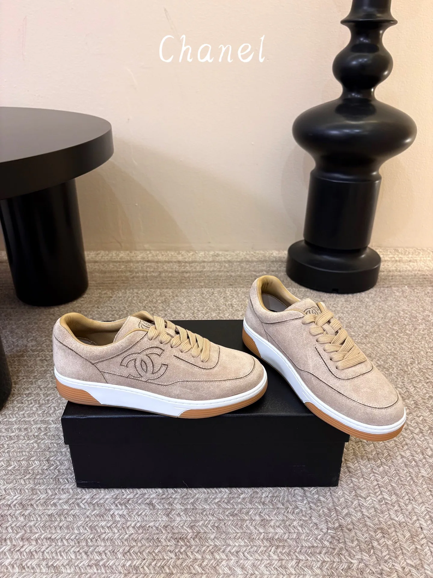 Women's Sneakers CHANEL 18241633