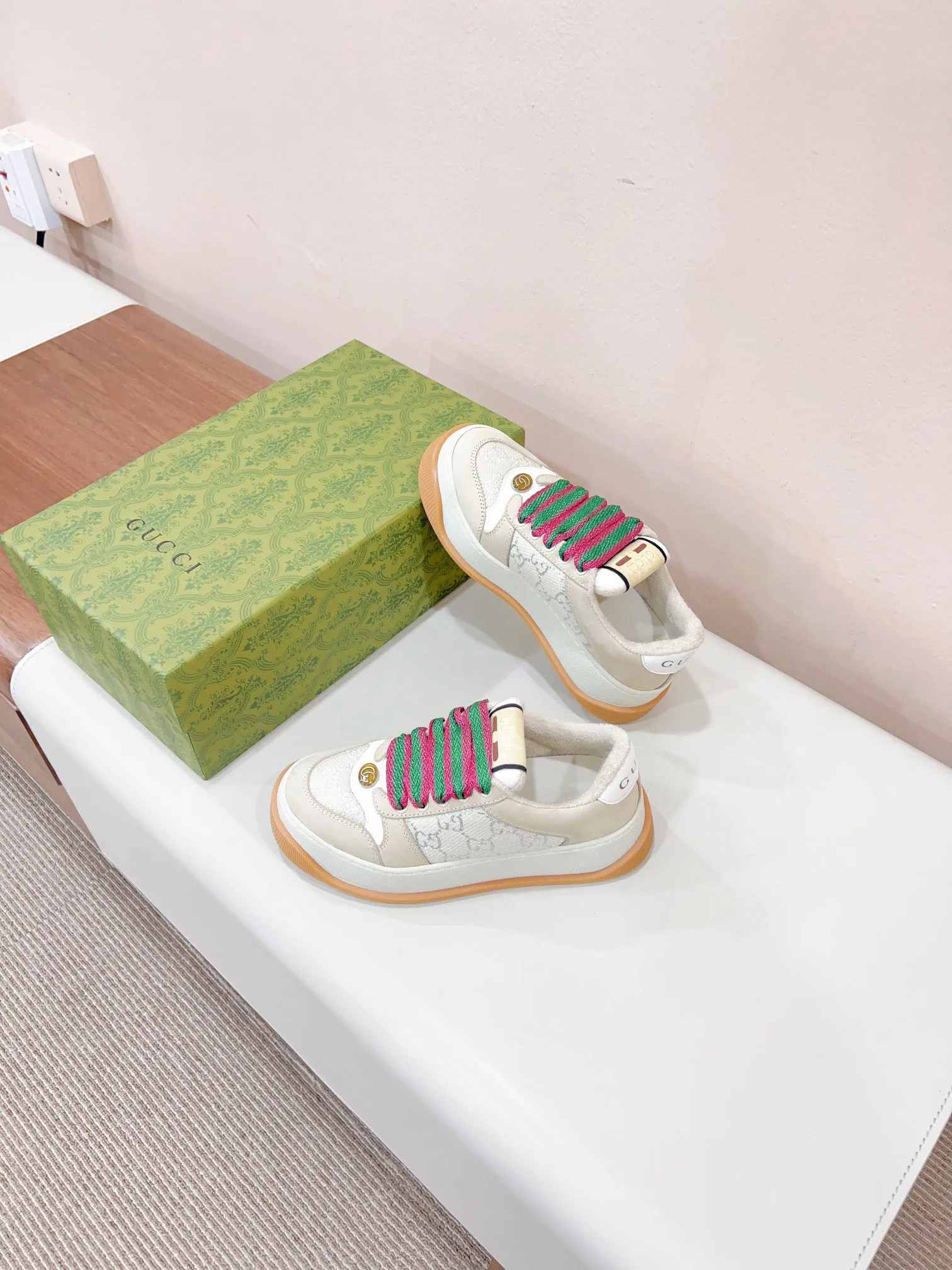 Women's Sneakers GUCCI 17620521