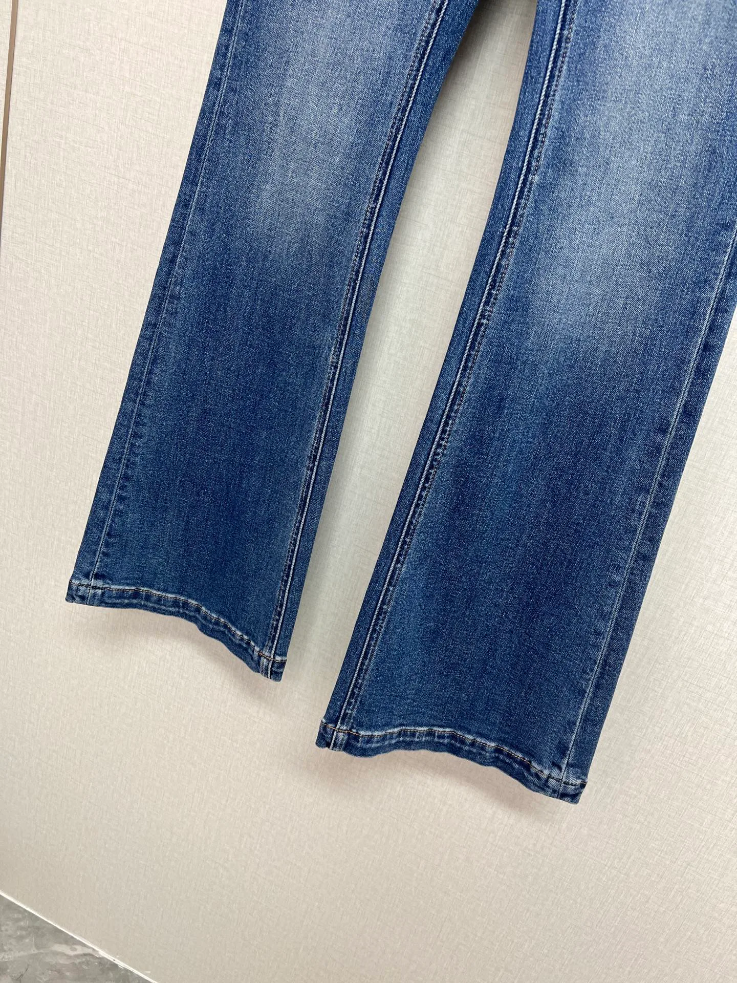 Women's Jeans CHANEL 18232439