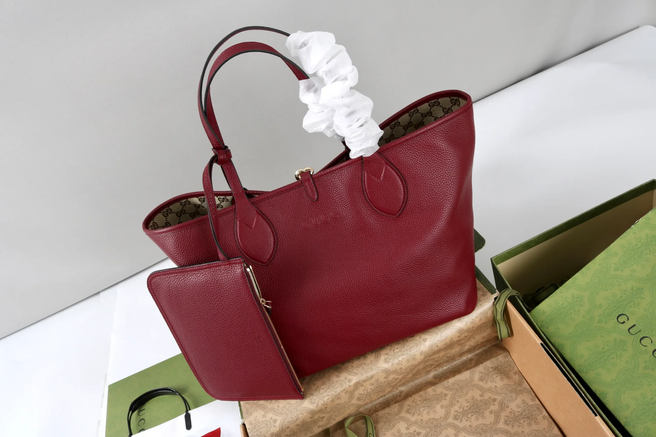 Women's Classic Handbags GUCCI 18404558