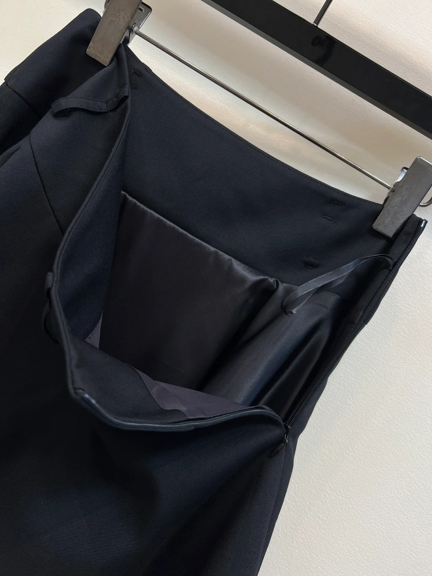 Women's Skirts LOUIS VUITTON 18506644