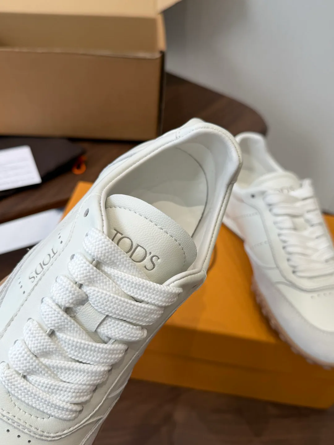 Кроссовки Женские Tod's 18687233
