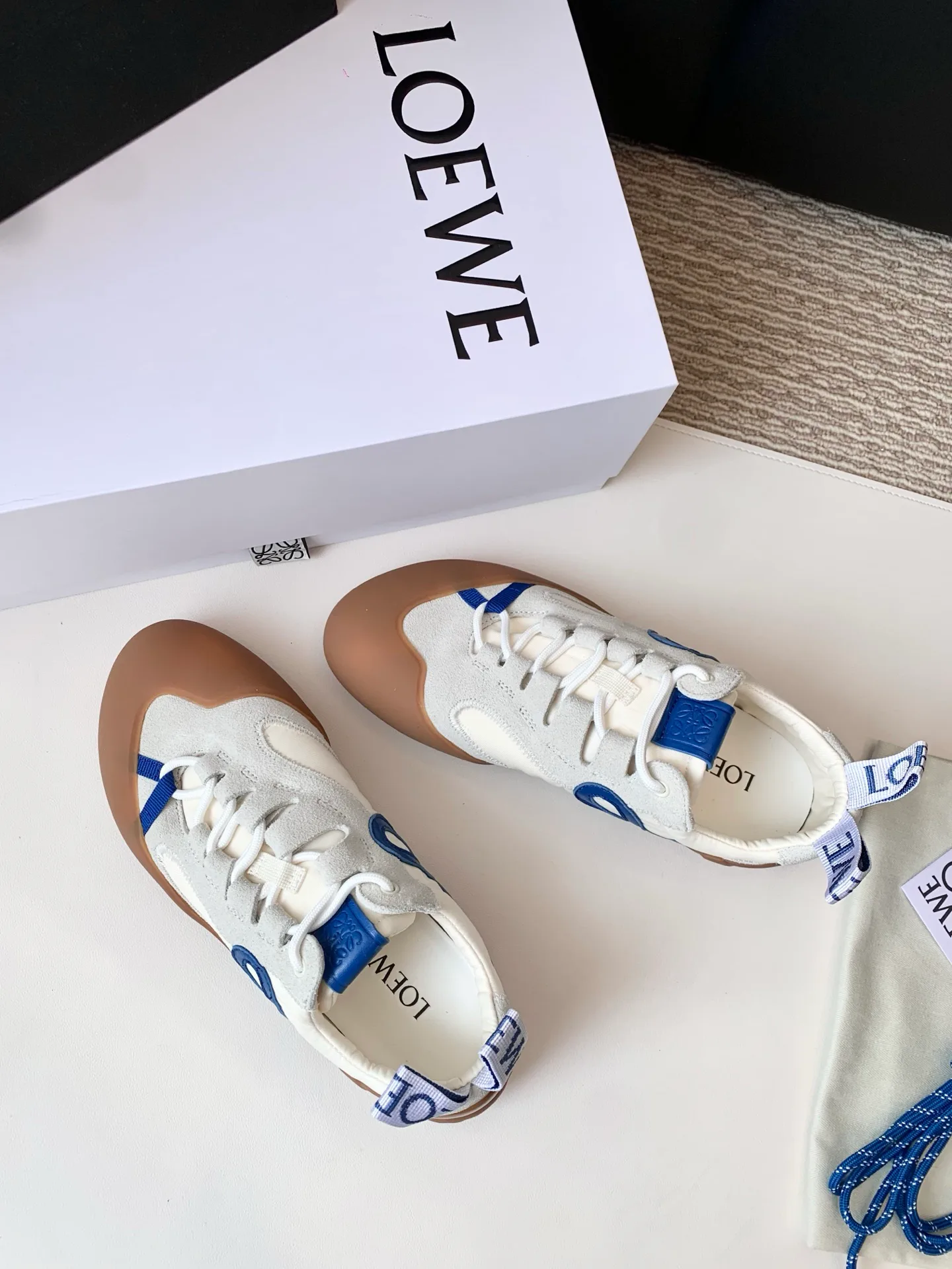 Women's Sneakers LOEWE 17990611