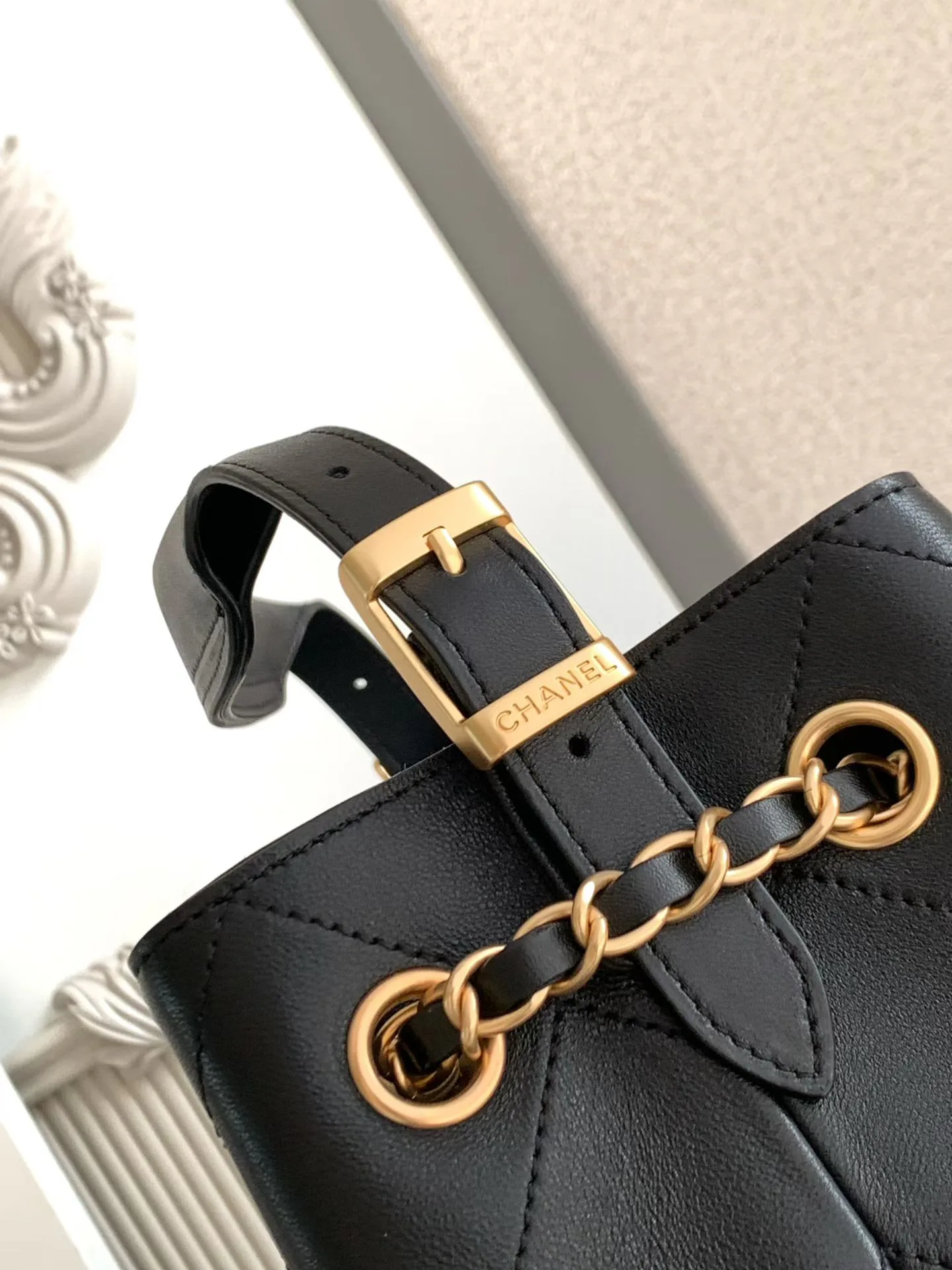 Women's Classic Handbags CHANEL 18526046