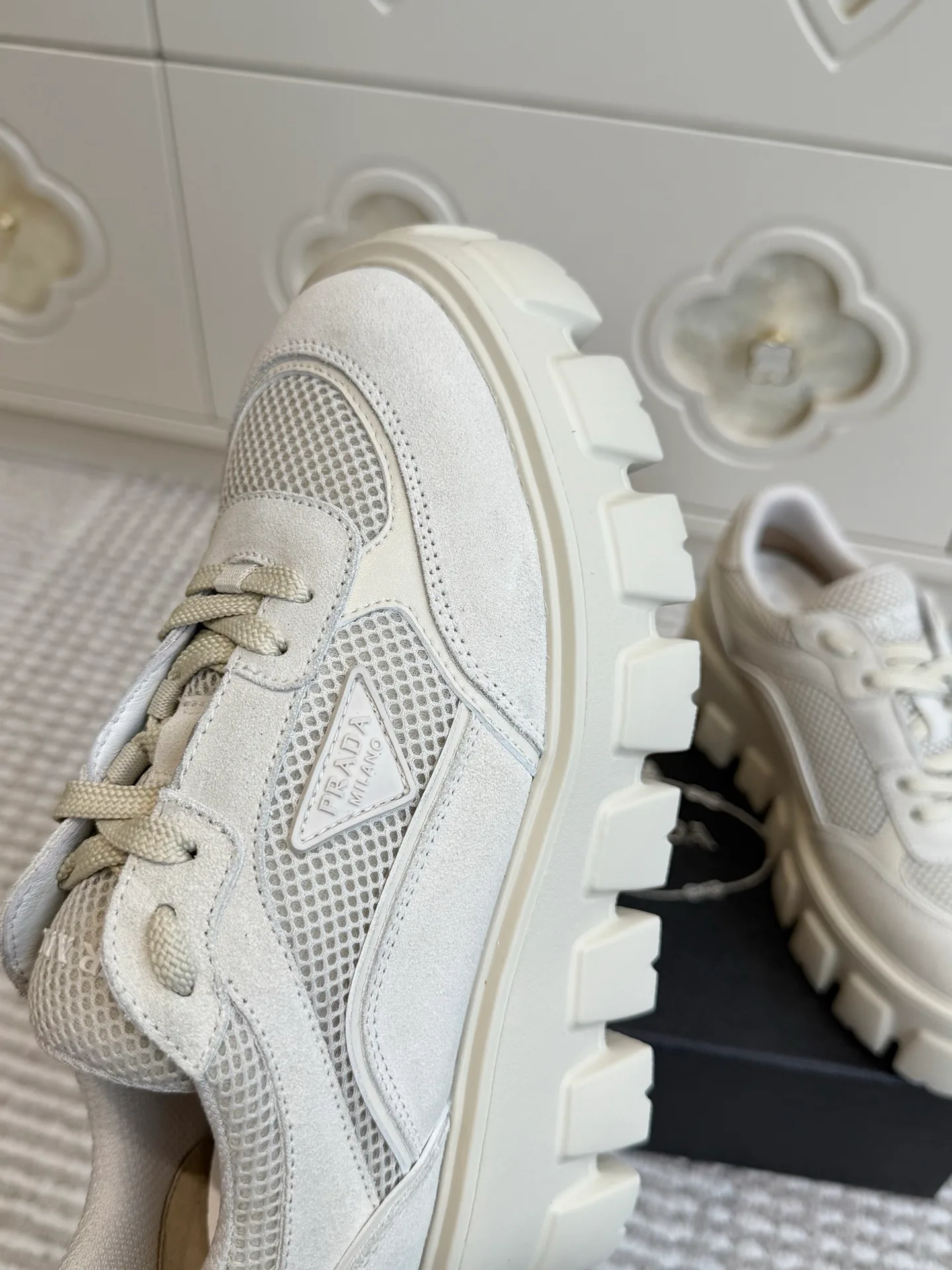 Women's Sneakers PRADA 18261280