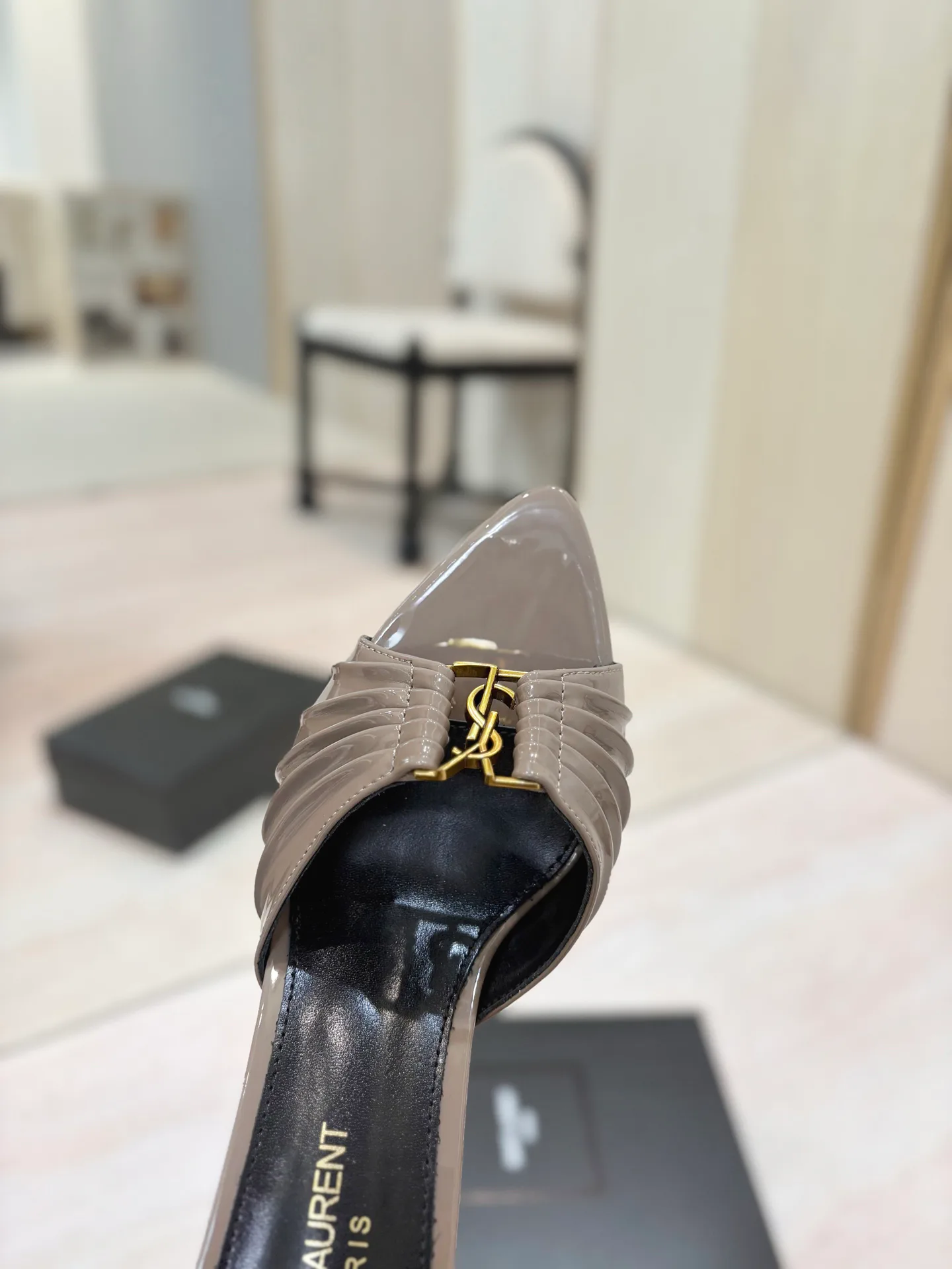 Women's Mules And Clogs SAINT LAURENT 17476092