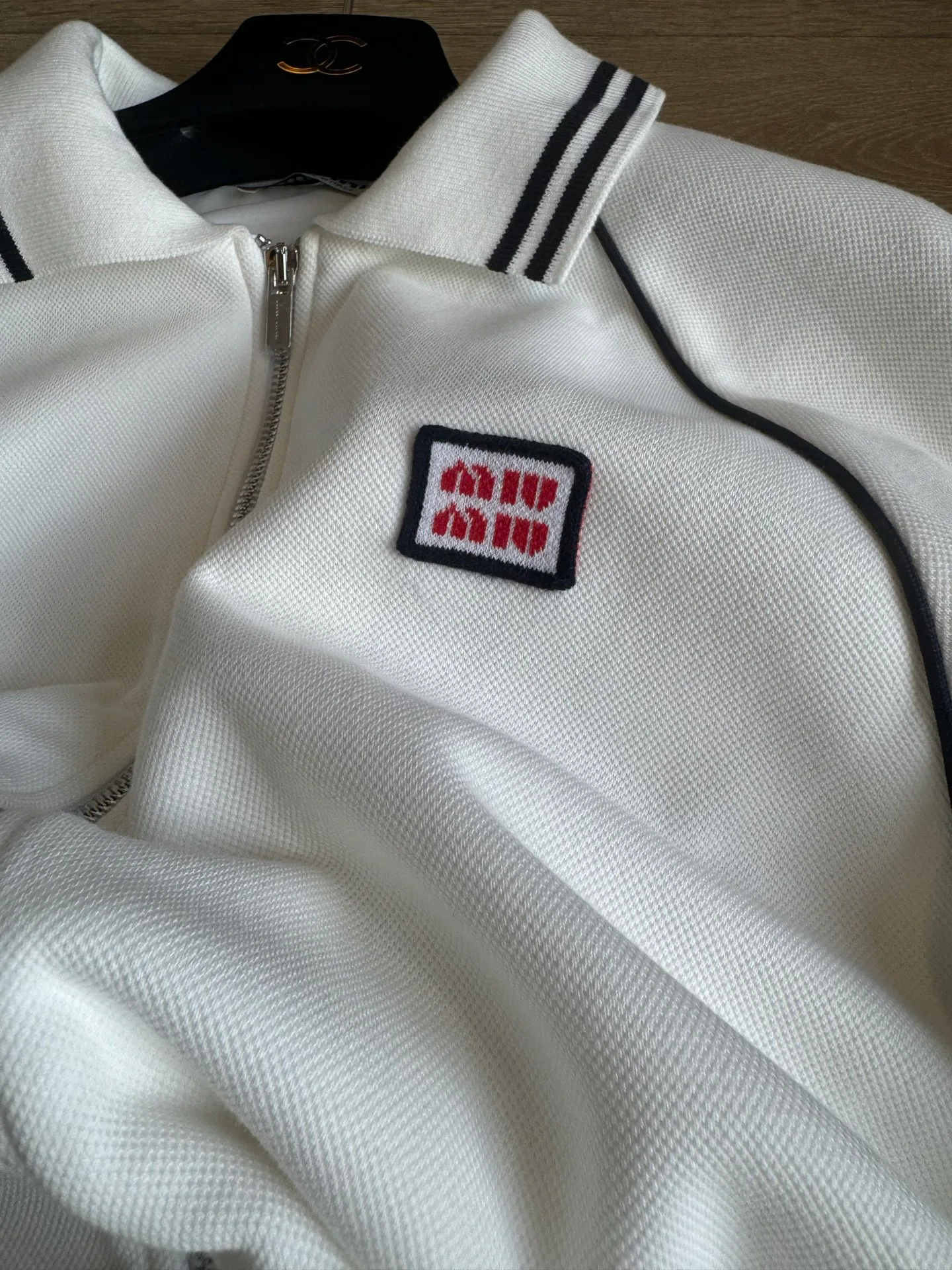 Women's Jackets And Down Jackets MIU MIU 17644238