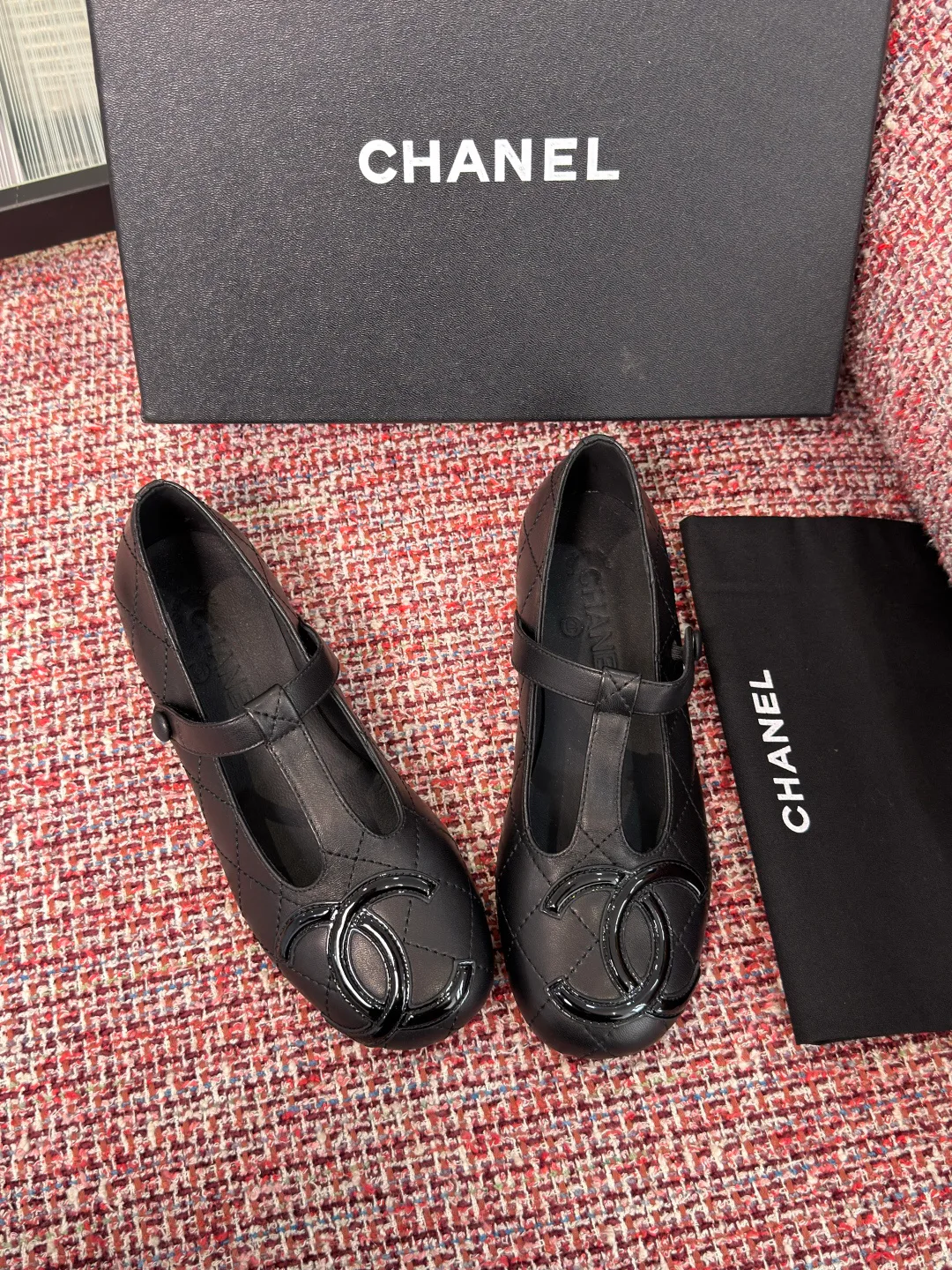 Women's Ballet Flats CHANEL 17480135