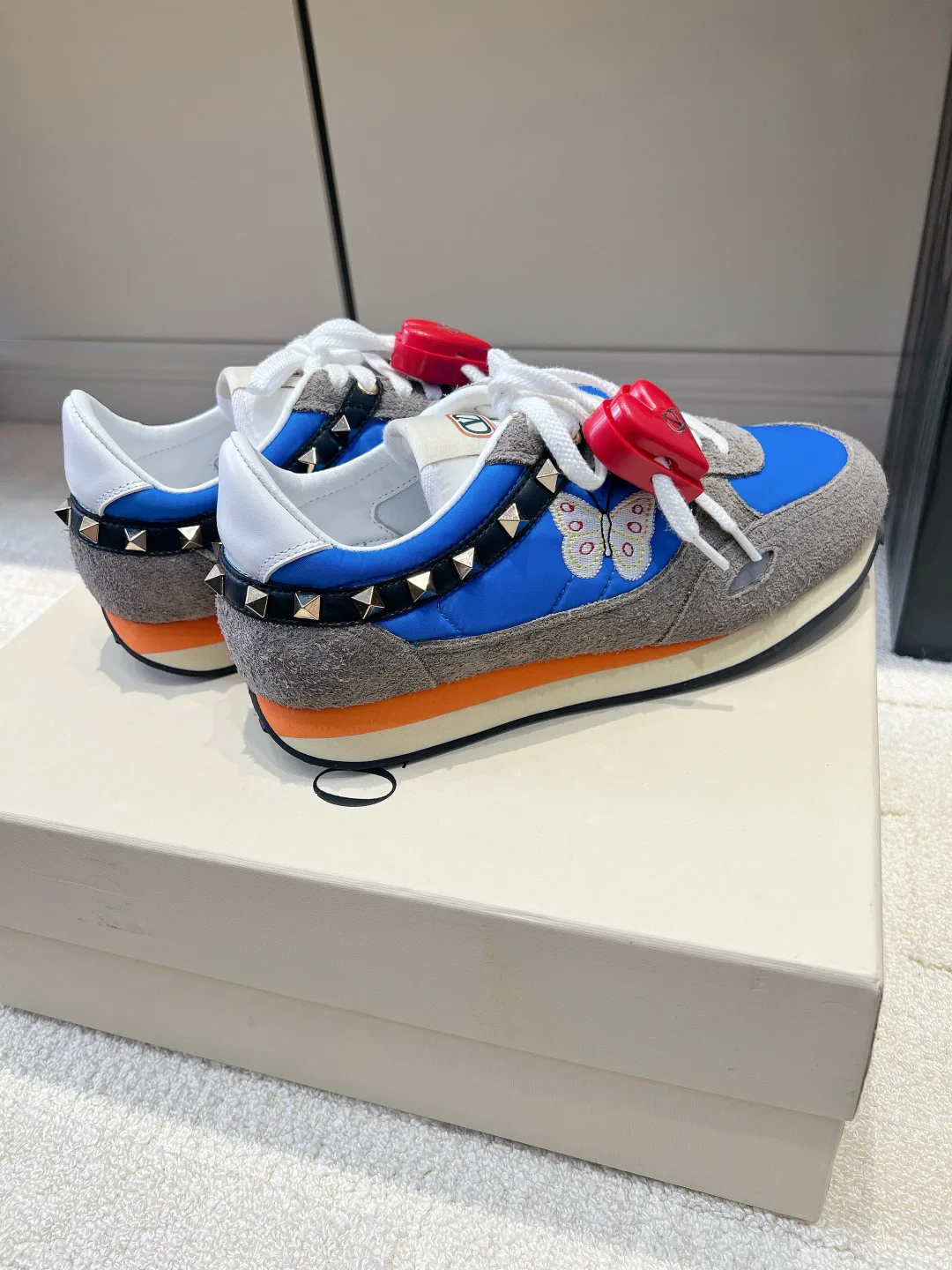 Women's Sneakers VALENTINO 18436566