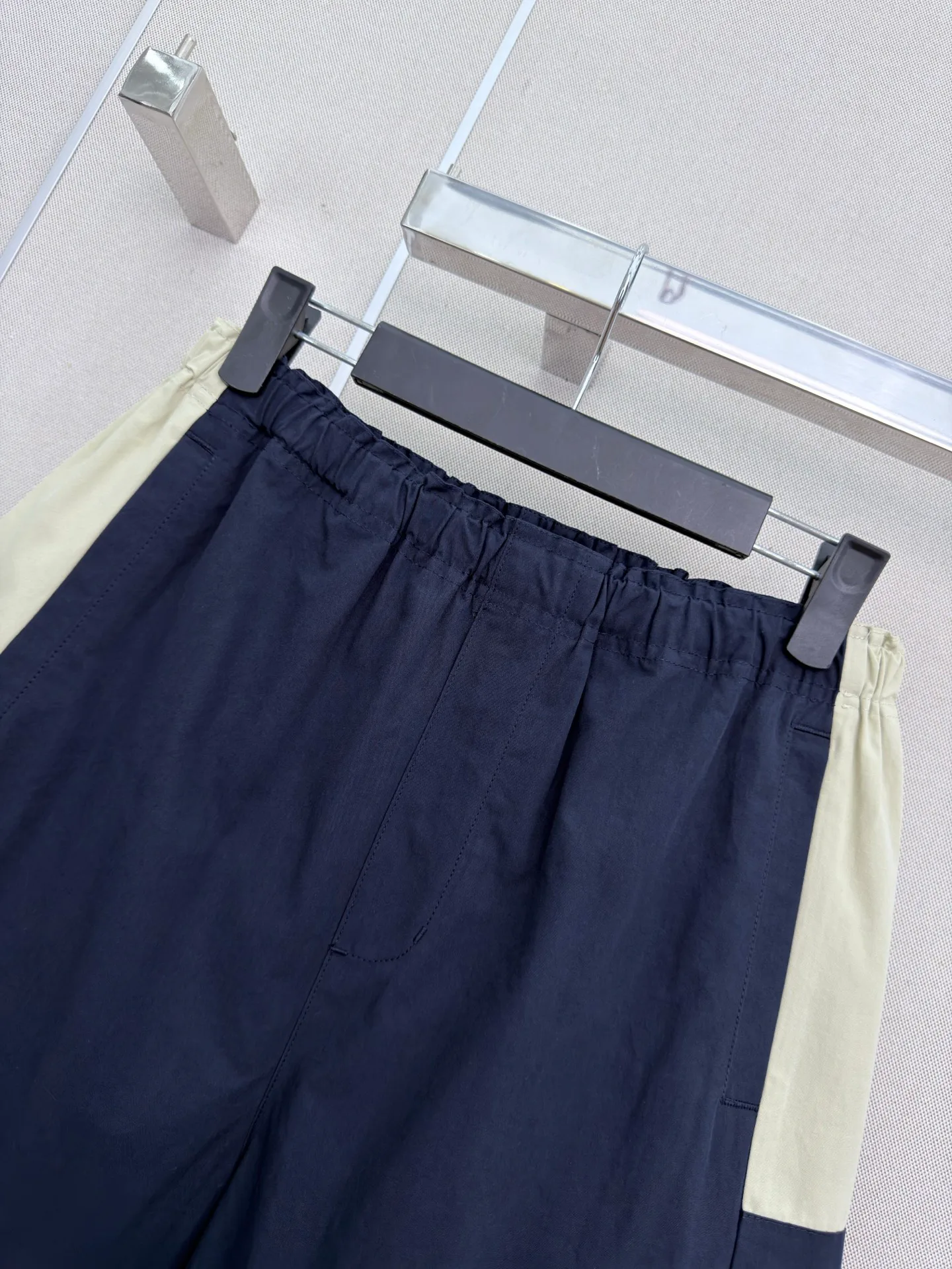 Women's Shorts SAINT LAURENT 17564468