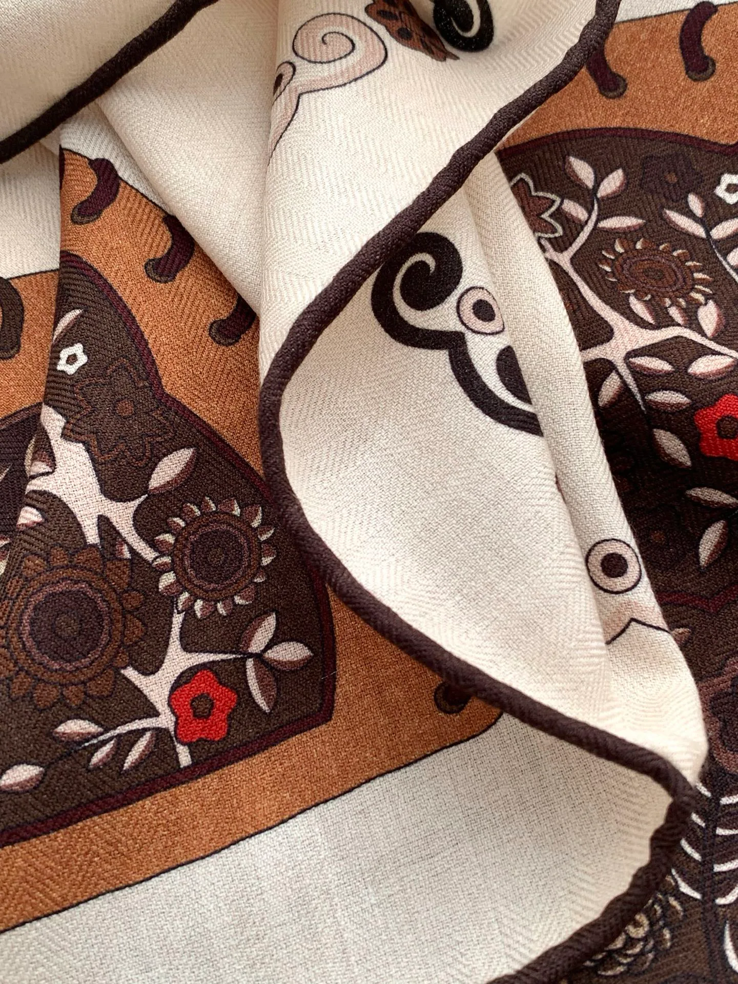 Silk Scarves HERMES 18222483