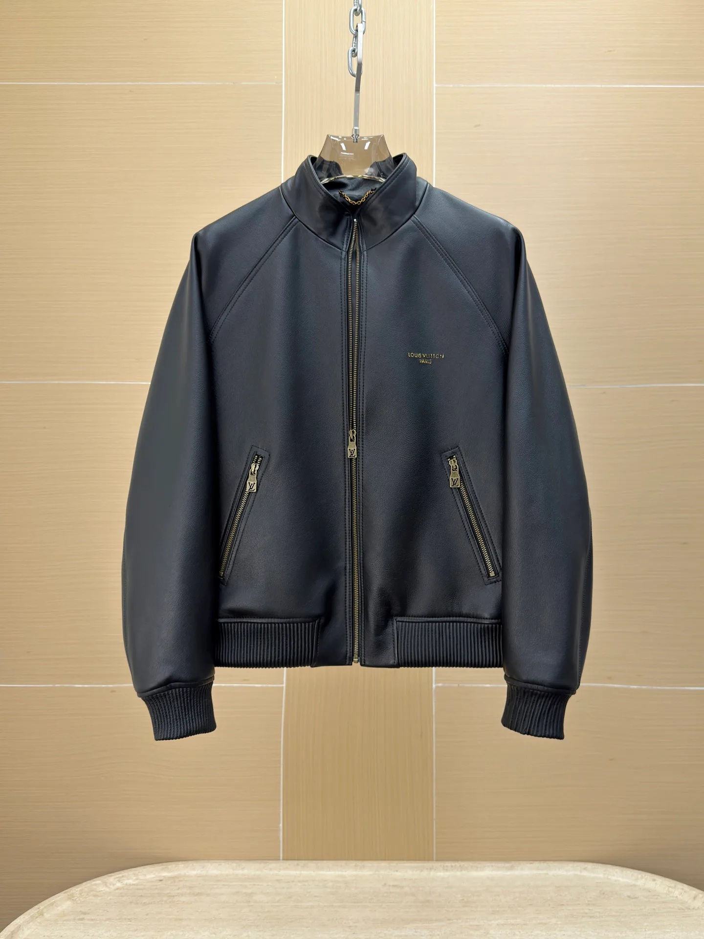 Men's Leather Jackets And Sheepskin Coats LOUIS VUITTON 18448678