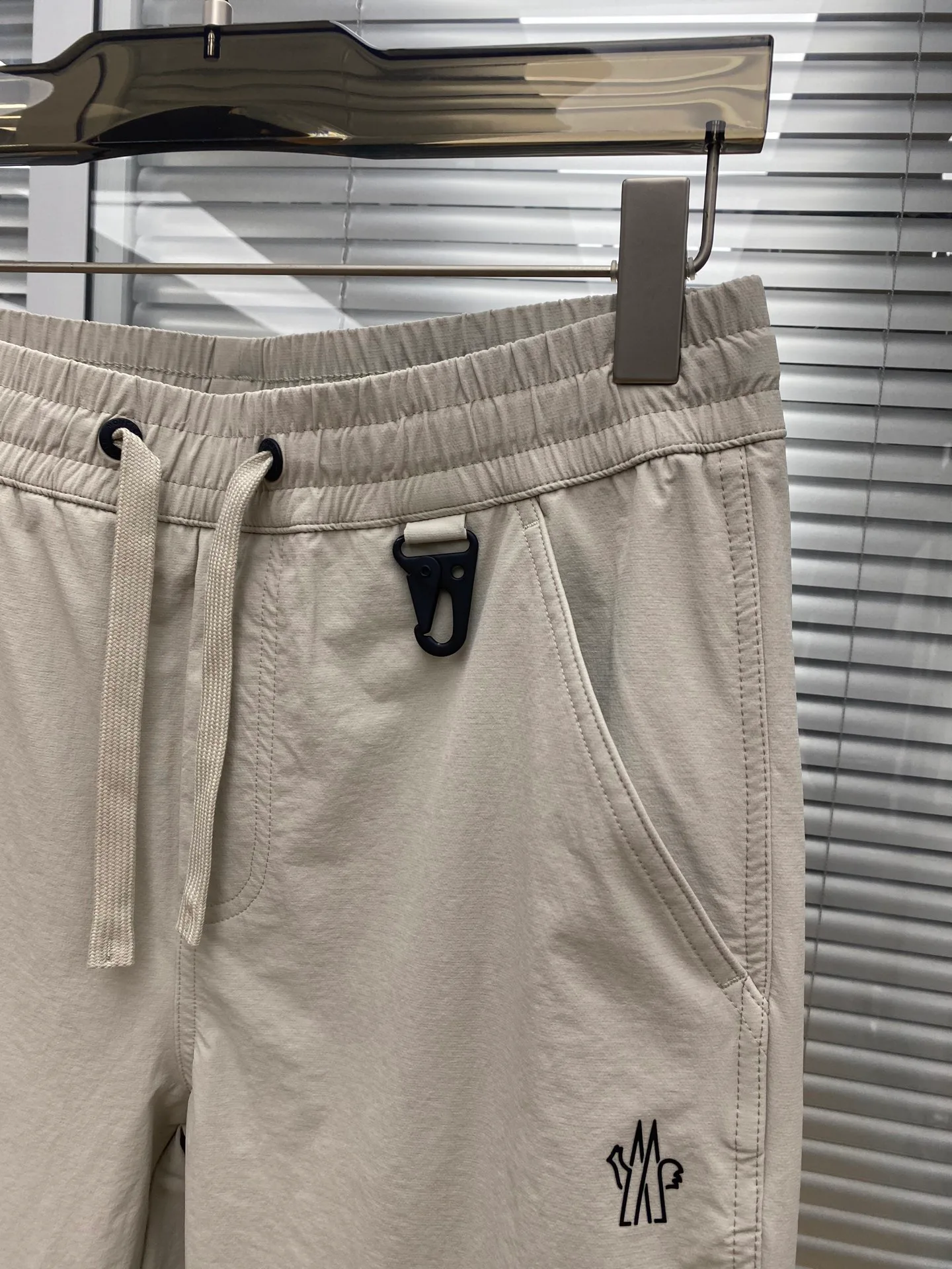 Men's Trousers MONCLER 16839521