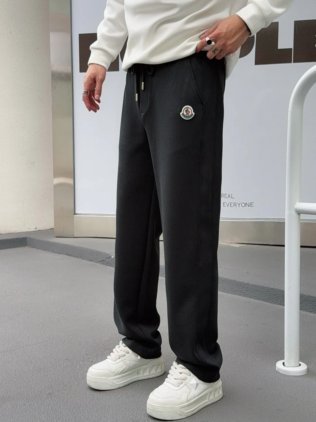 Women's Trousers MONCLER 17882717