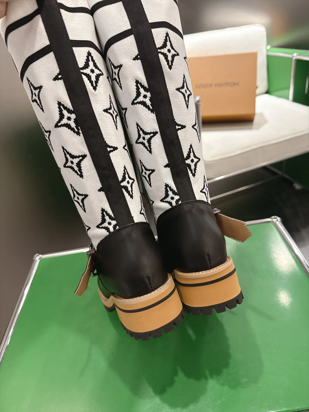 Women's Boots LOUIS VUITTON 18011665
