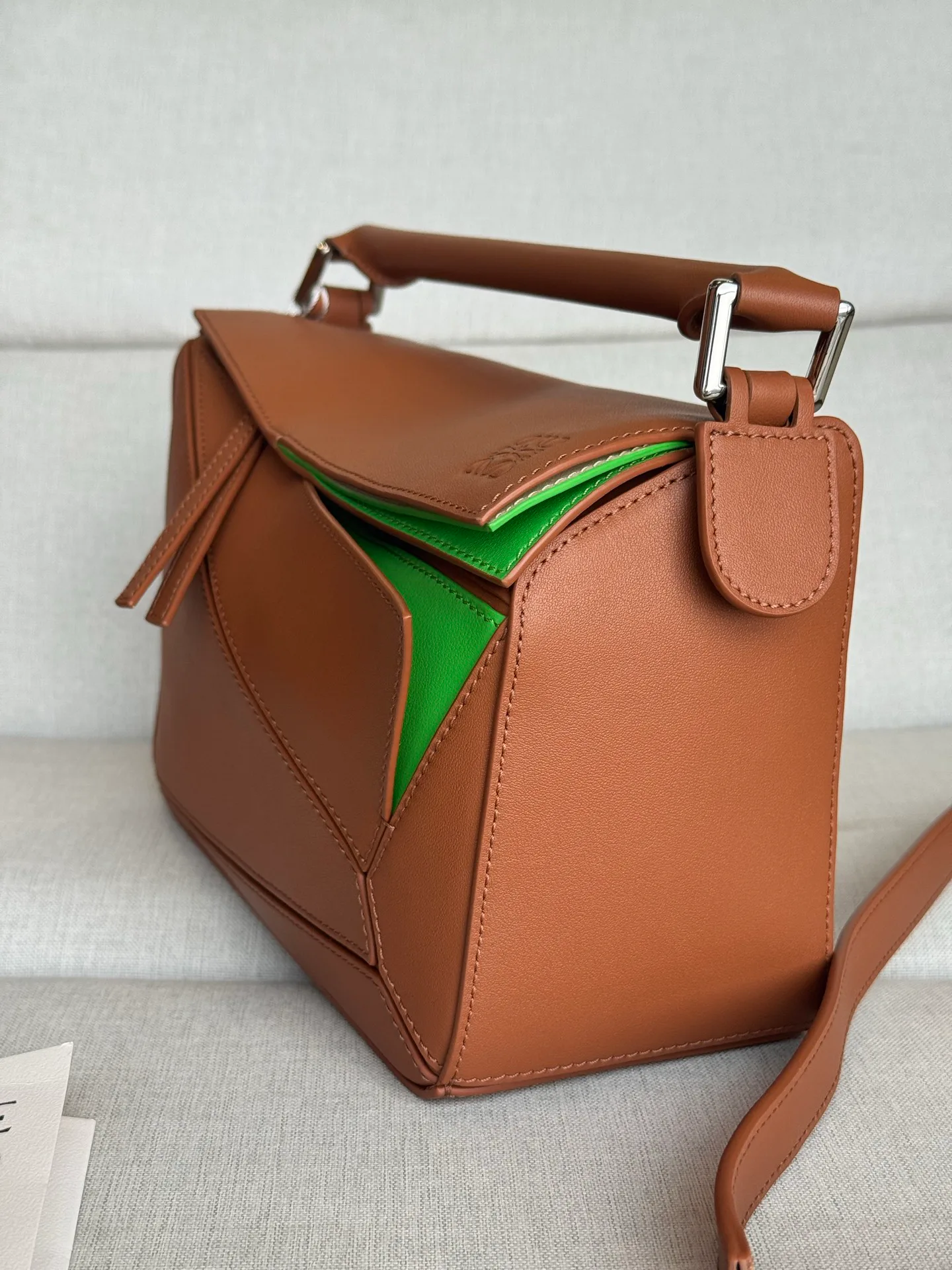 Классические Сумки Женские Loewe 18634650
