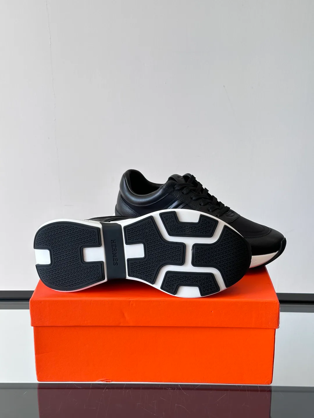 Men's Sneakers HERMES 17906829