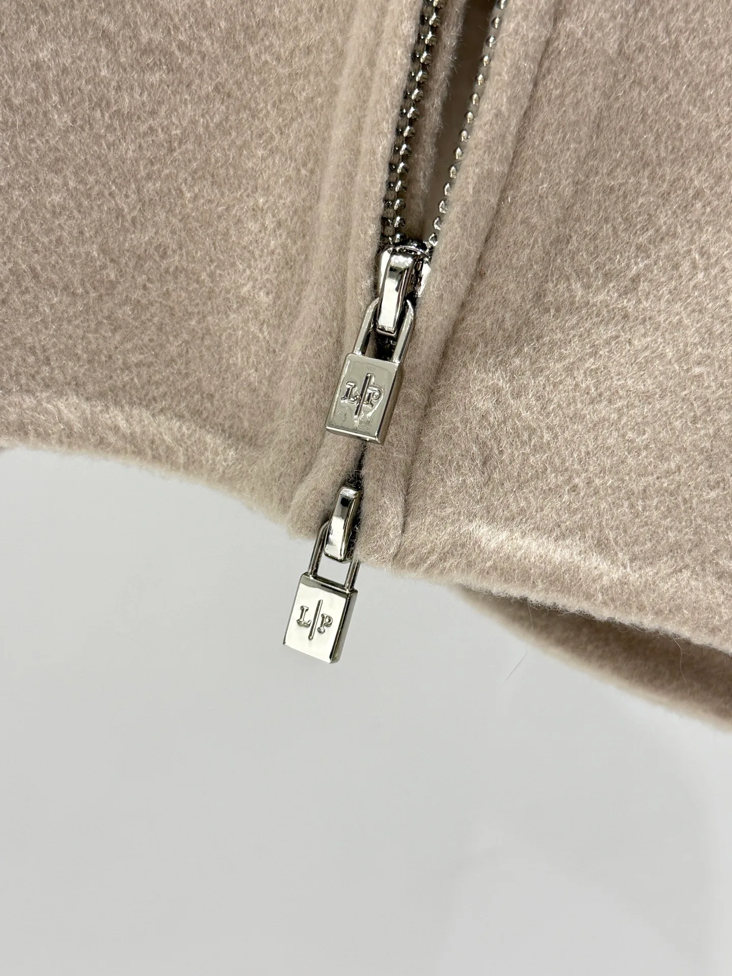 Women's Coats LORO PIANA 18513204