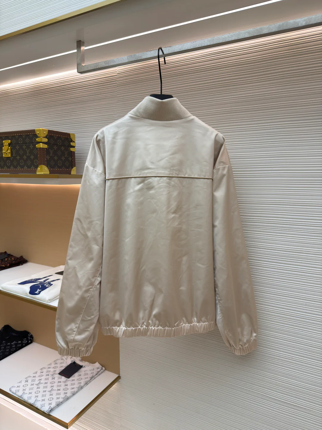 Men's Jackets And Down Jackets LOUIS VUITTON 18309045