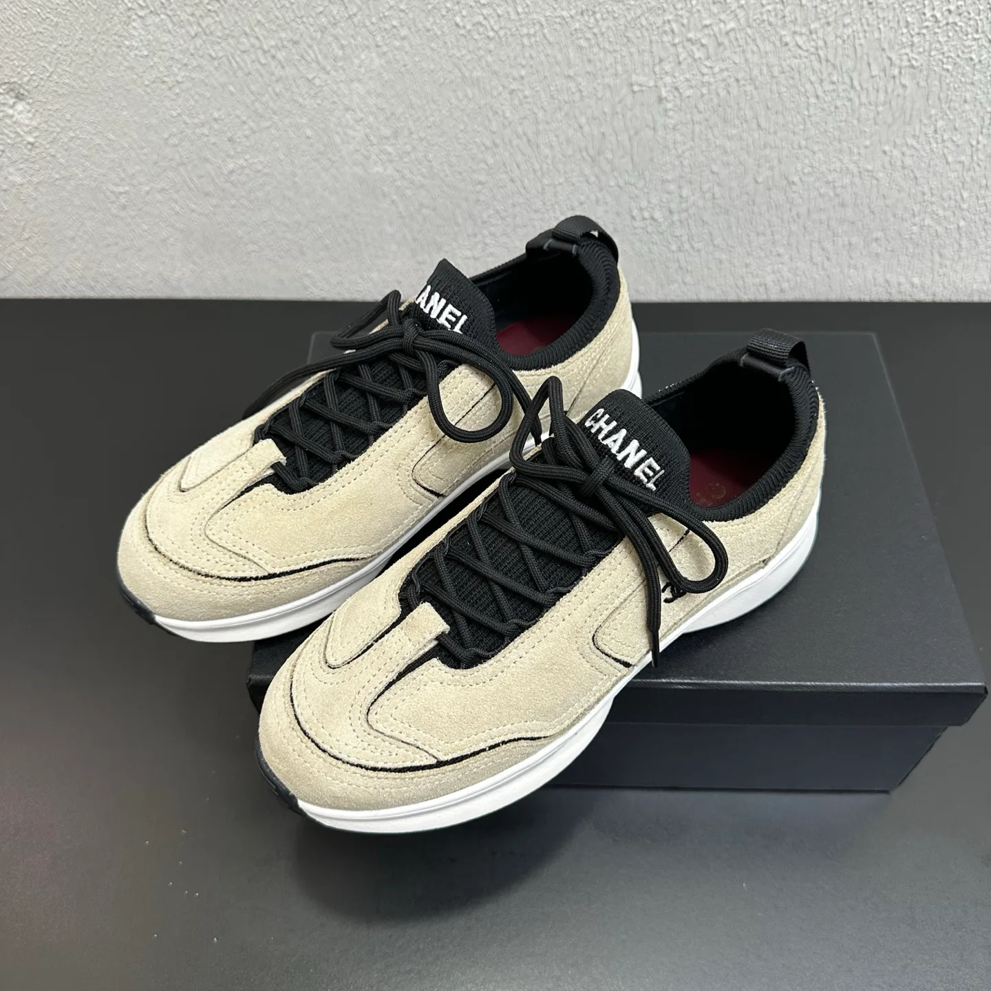 Women's Sneakers CHANEL 17934449