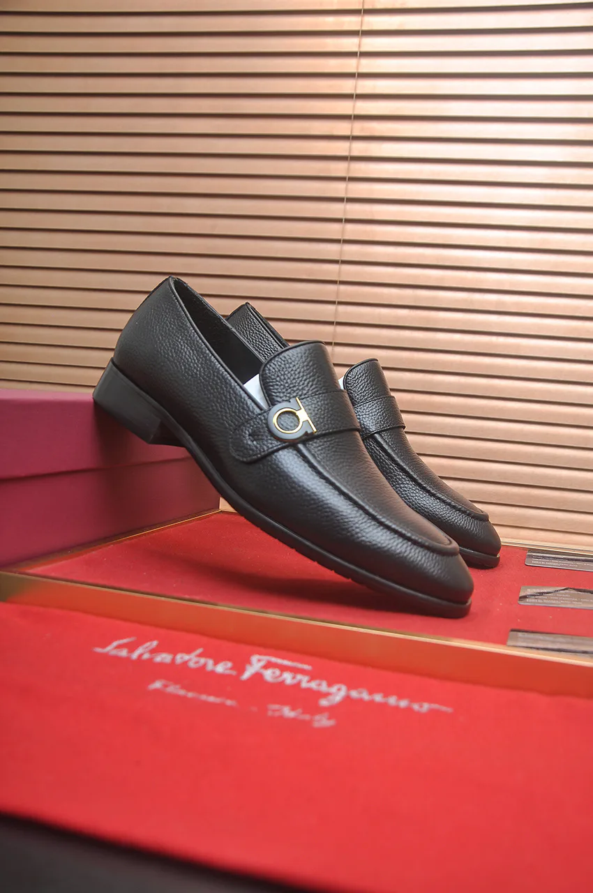 Men's Loafers And Dress Shoes SALVATORE FERRAGAMO 17349618
