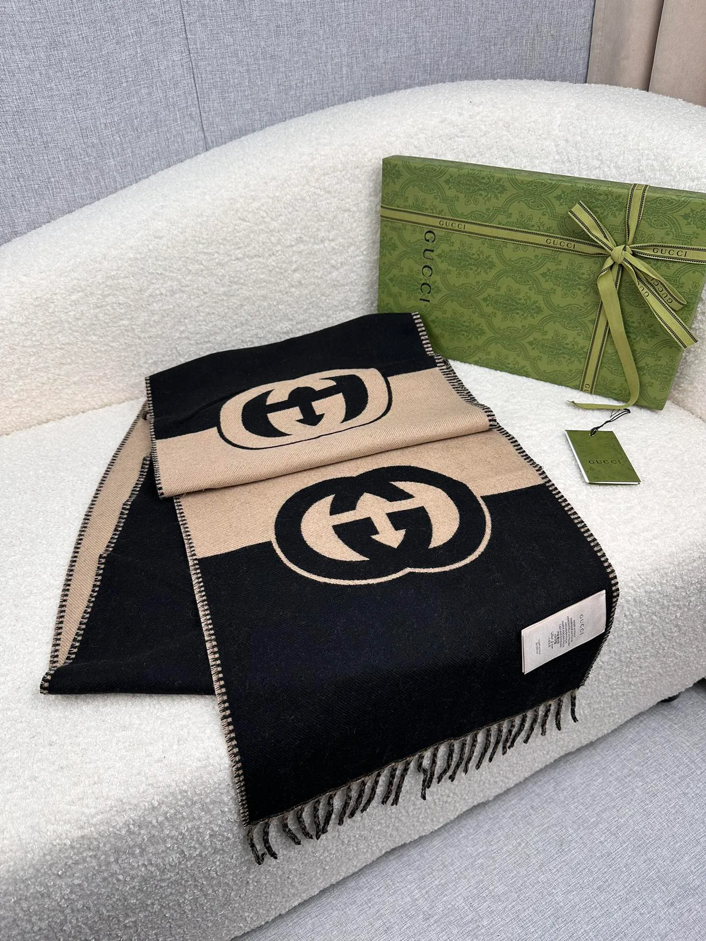 Scarves GUCCI 18275029