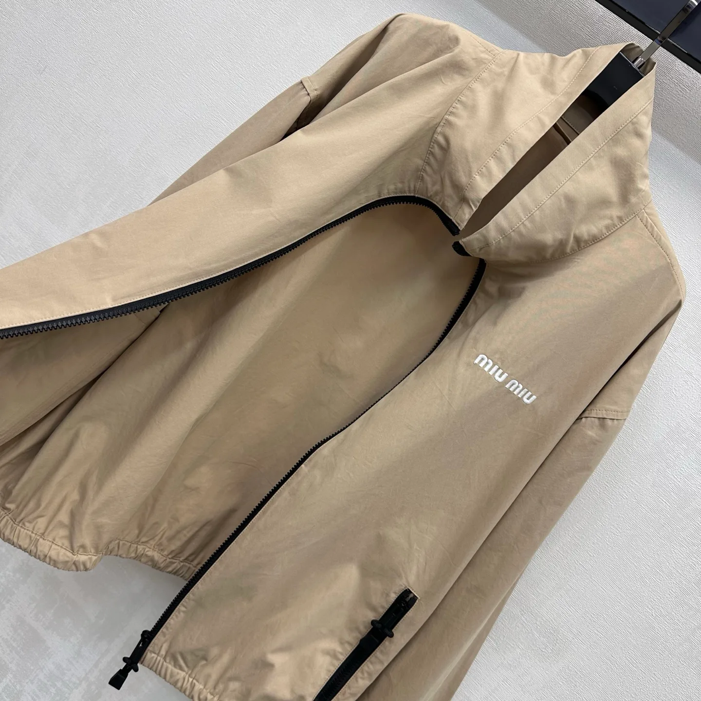 Women's Jackets And Down Jackets MIU MIU 18023629