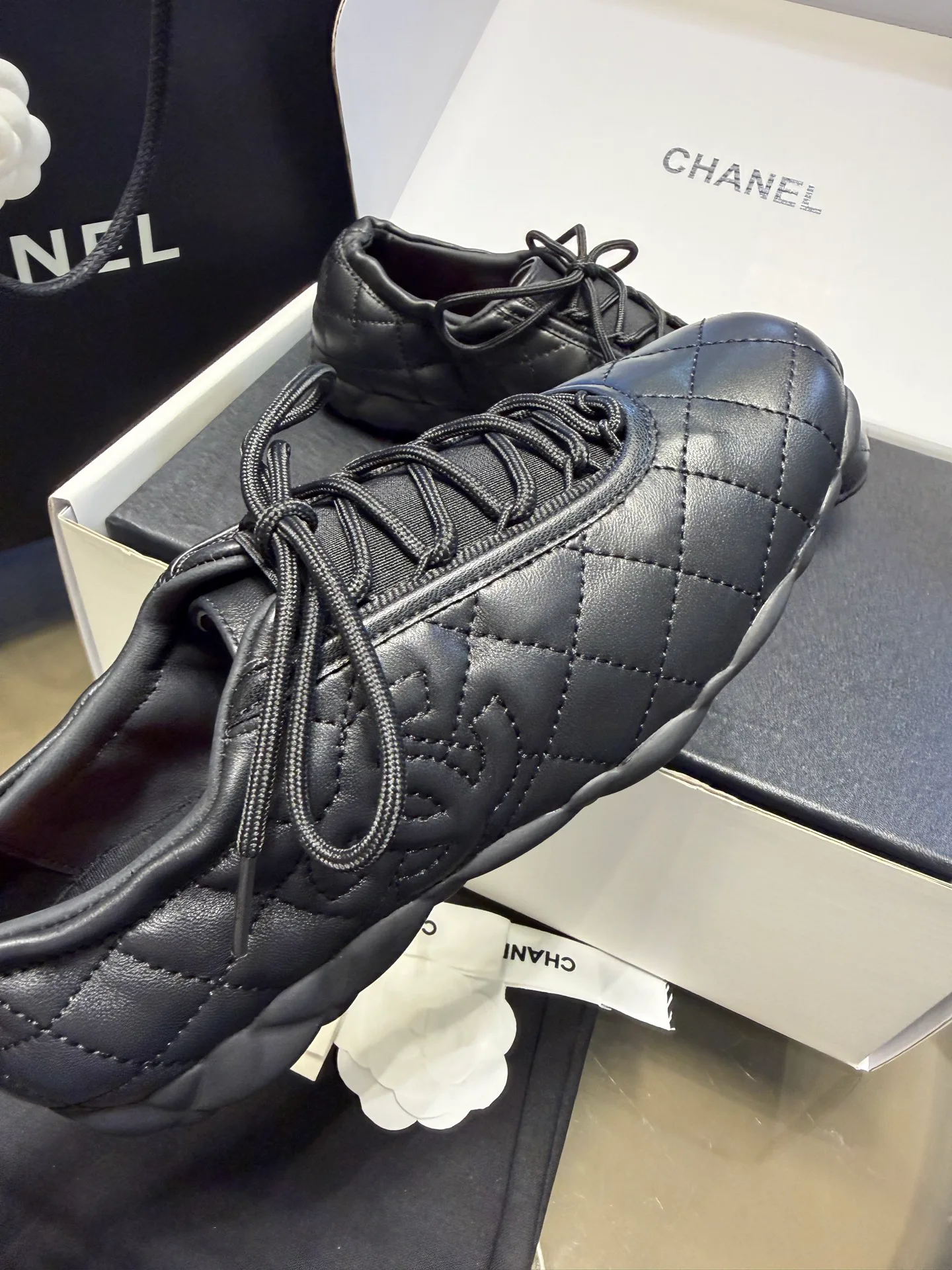 Women's Sneakers CHANEL 17877264