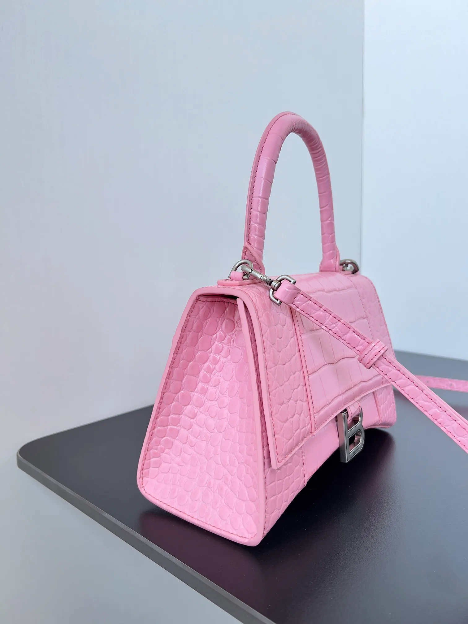Классические Сумки Женские Balenciaga 18619531