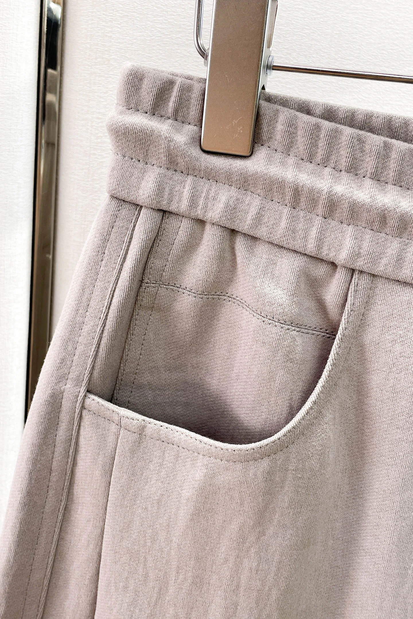 Men's Trousers BALENCIAGA 18345693